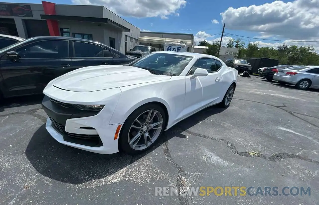 2 fotografías del automóvil dañado 1G1FB1RS0M0109877 CHEVROLET CAMARO 2021