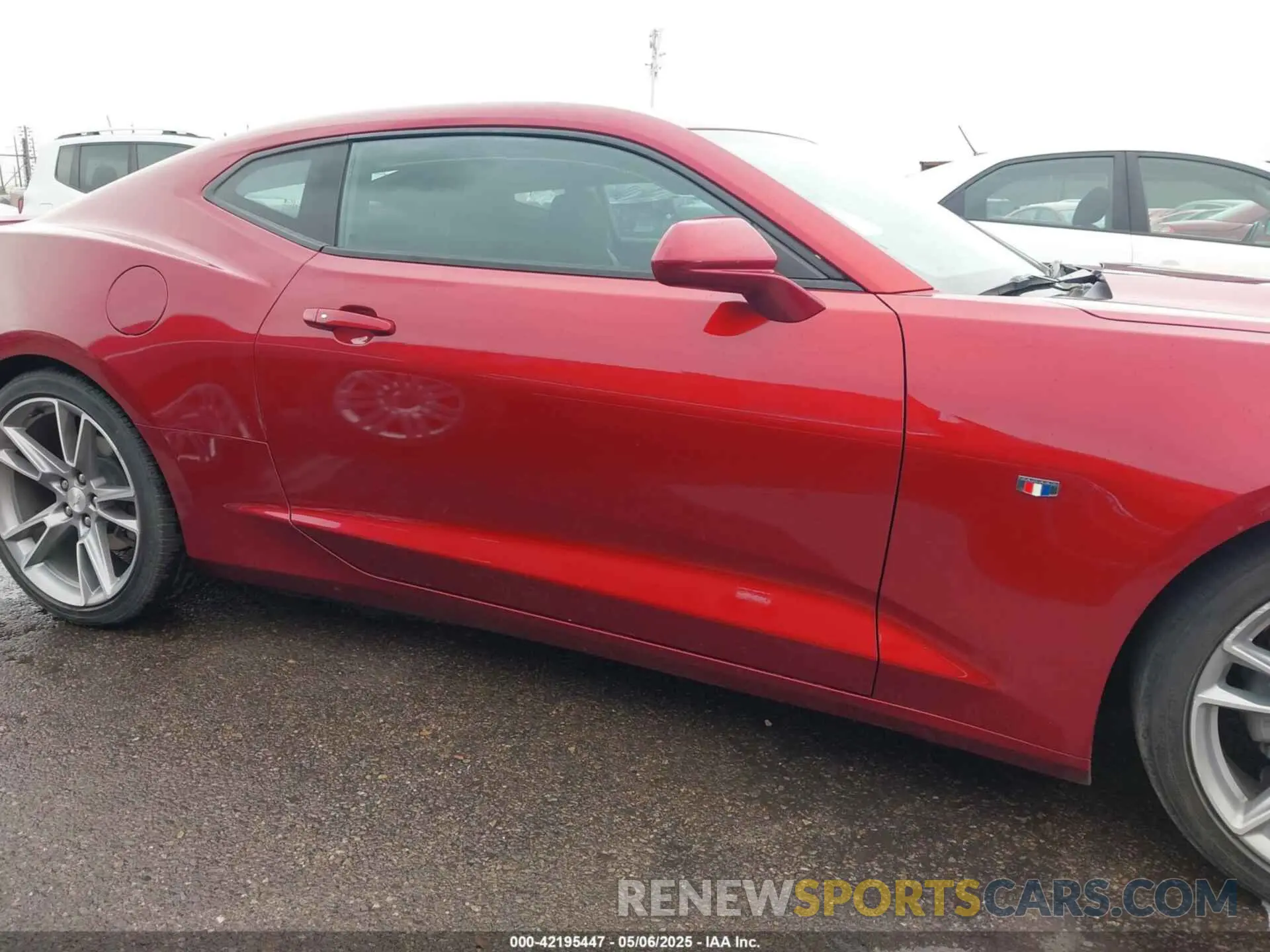 13 fotografías del automóvil dañado 1G1FB1RS2M0137809 CHEVROLET CAMARO 2021