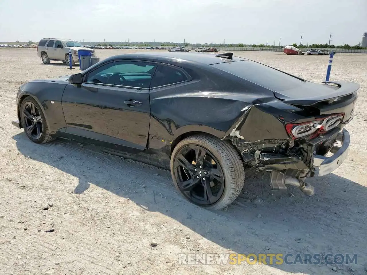 2 fotografías del automóvil dañado 1G1FB1RS3M0140430 CHEVROLET CAMARO 2021
