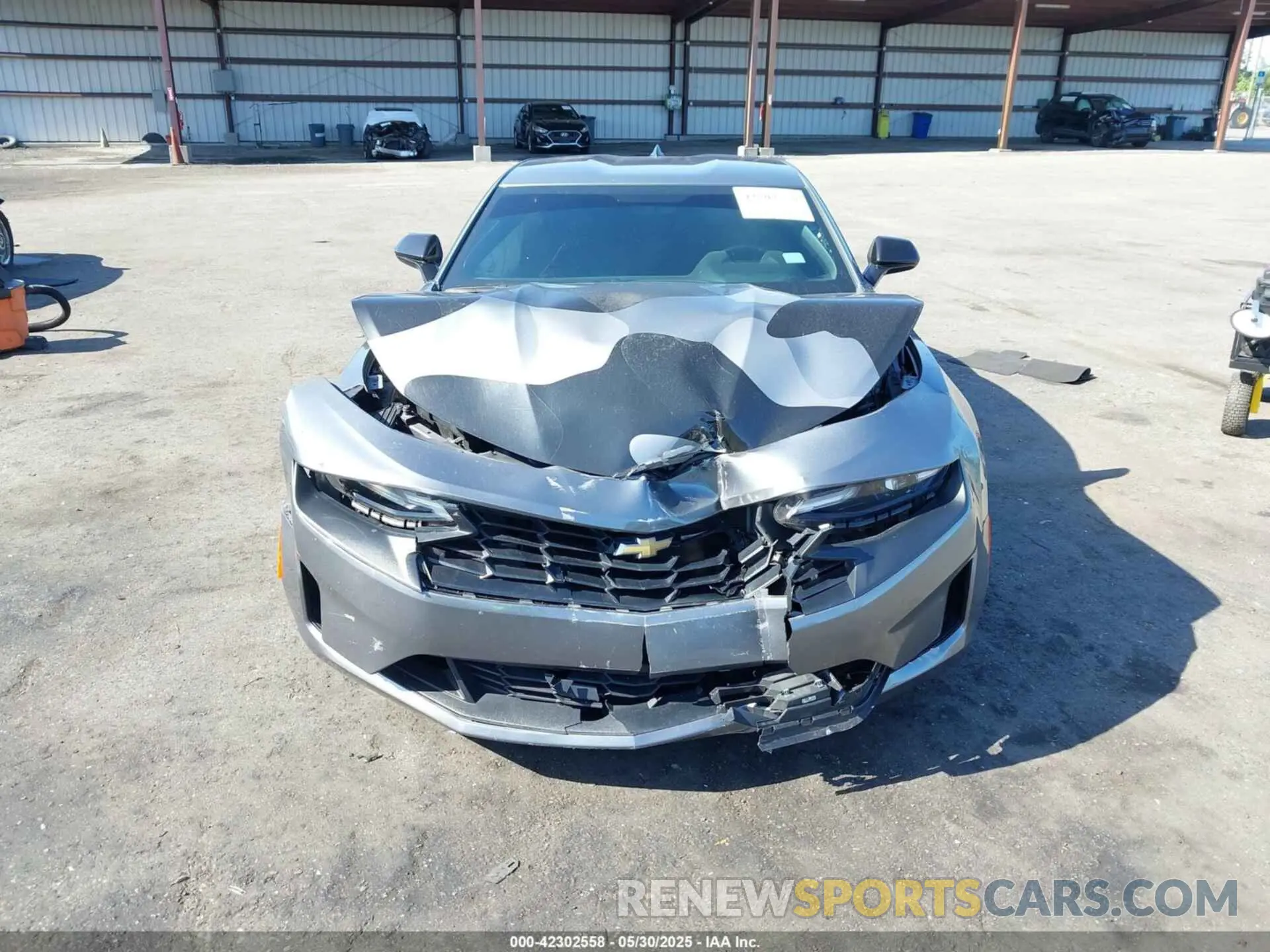 13 fotografías del automóvil dañado 1G1FB1RS6M0136517 CHEVROLET CAMARO 2021