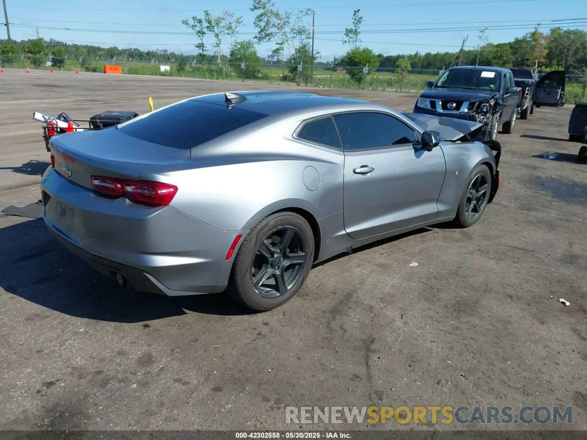 4 fotografías del automóvil dañado 1G1FB1RS6M0136517 CHEVROLET CAMARO 2021