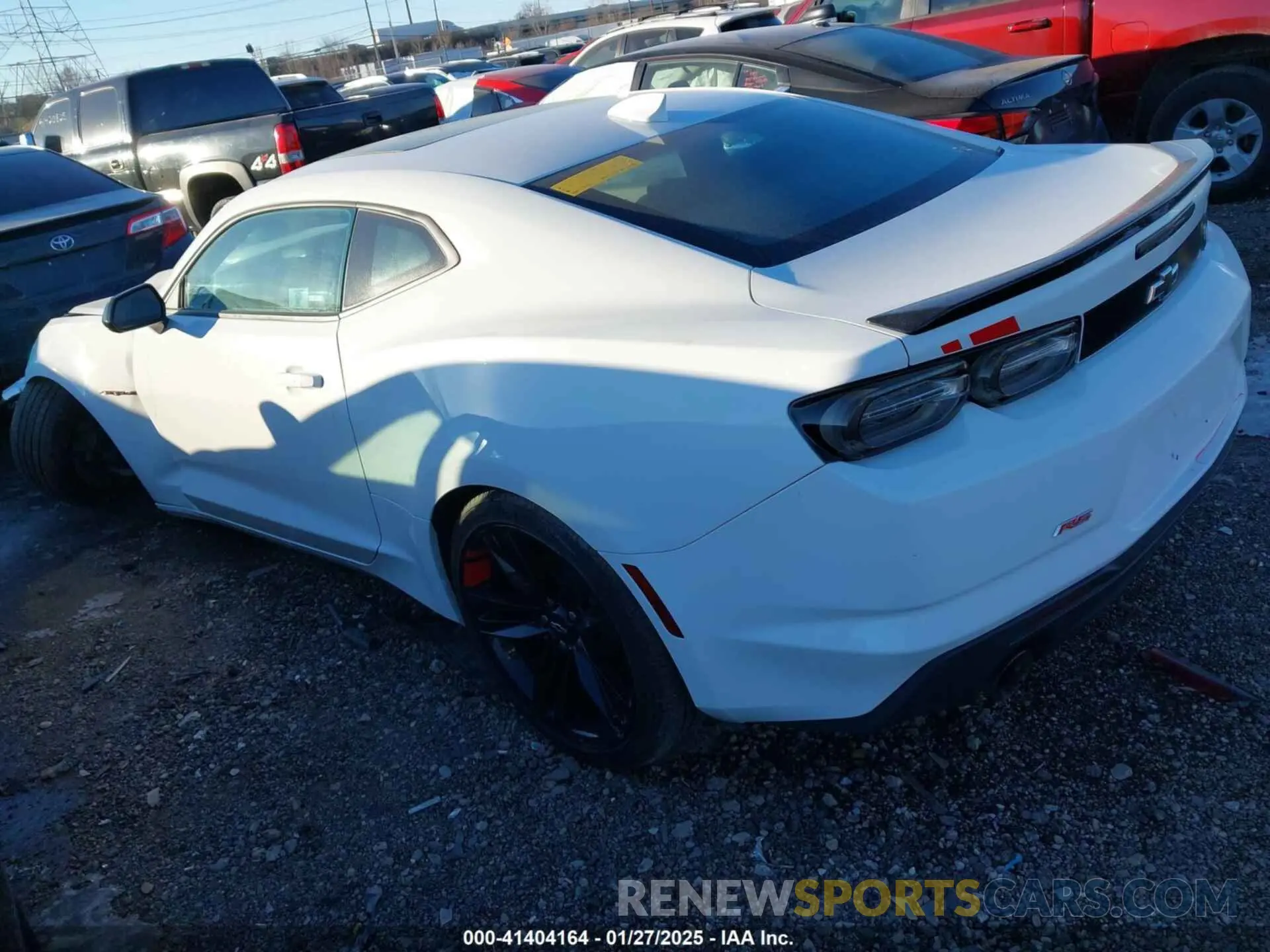 3 fotografías del automóvil dañado 1G1FB1RS8M0114342 CHEVROLET CAMARO 2021
