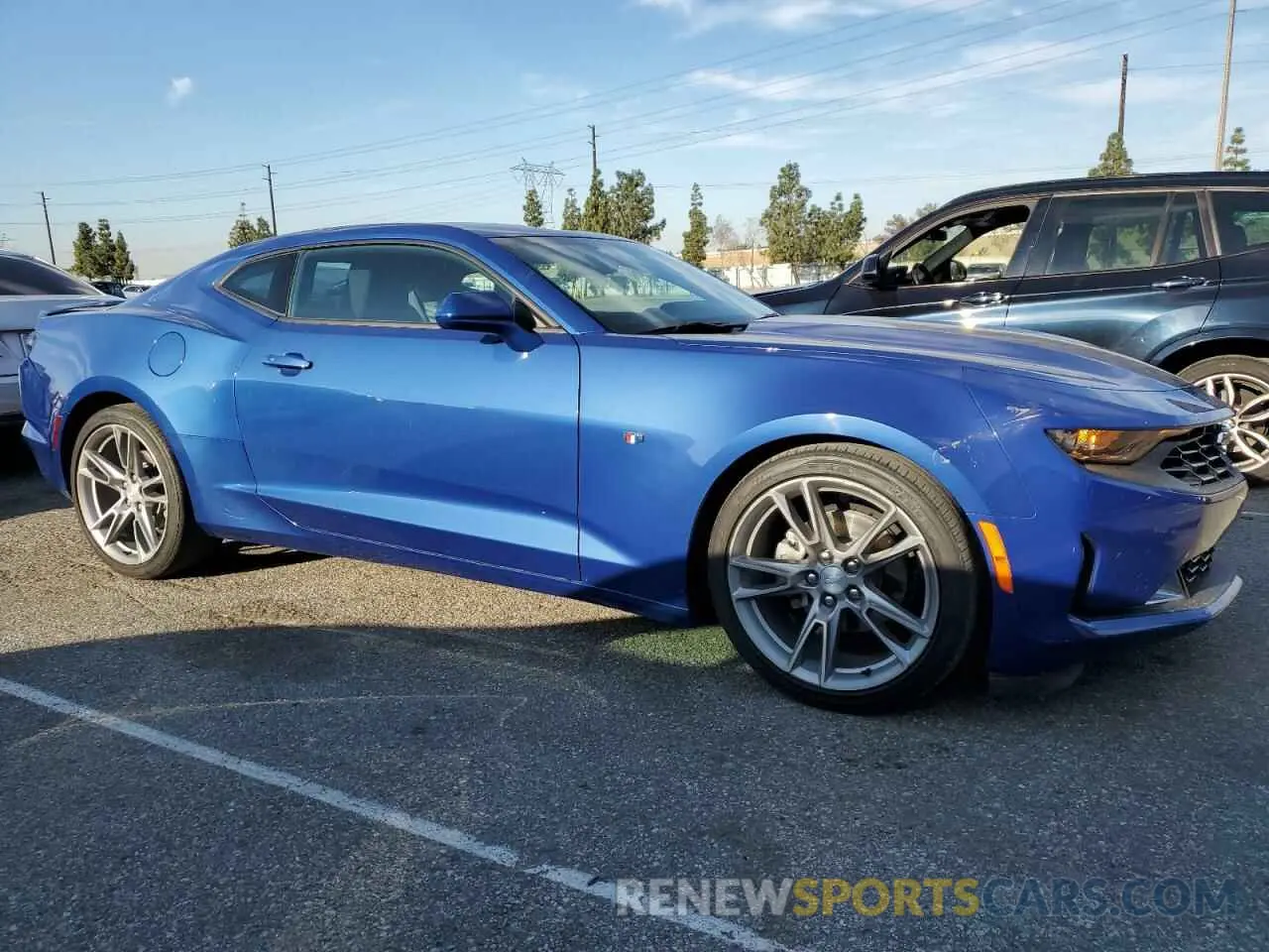 4 fotografías del automóvil dañado 1G1FB1RX1M0142799 CHEVROLET CAMARO 2021