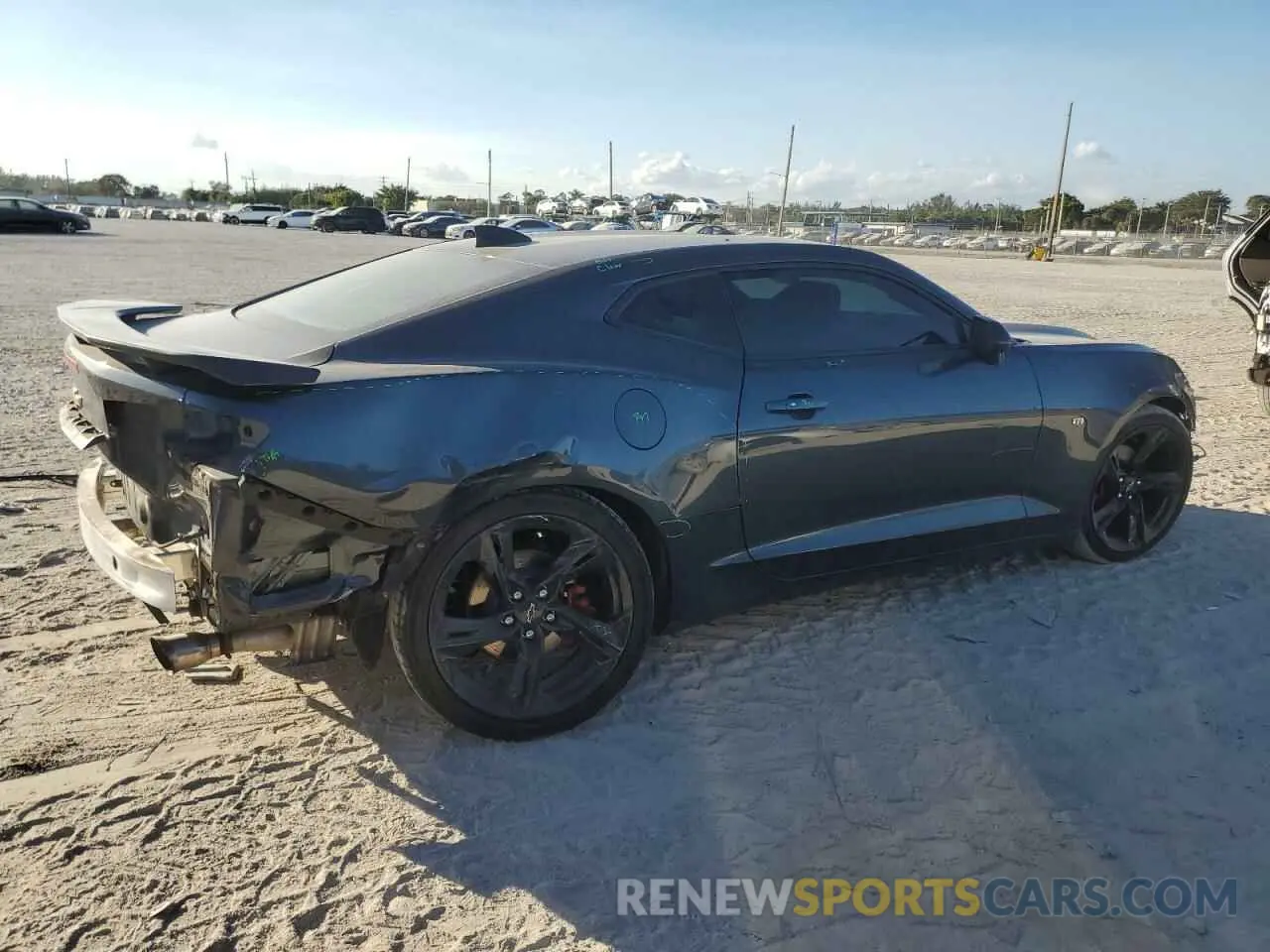 3 fotografías del automóvil dañado 1G1FB1RX2M0103137 CHEVROLET CAMARO 2021