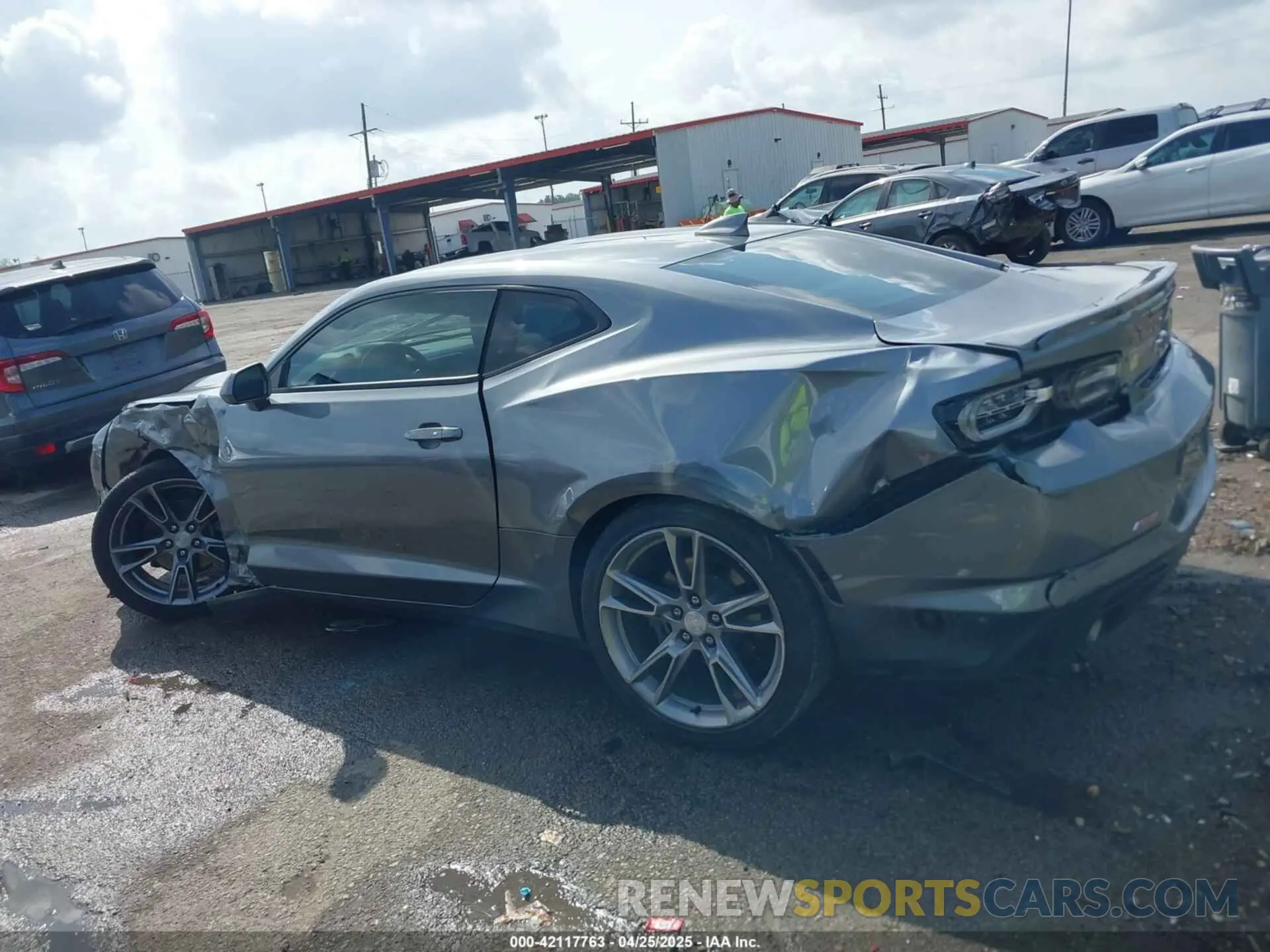 14 fotografías del automóvil dañado 1G1FB1RX7M0132519 CHEVROLET CAMARO 2021