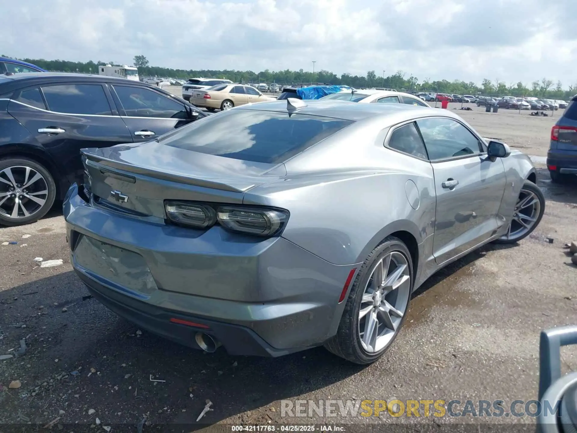4 fotografías del automóvil dañado 1G1FB1RX7M0132519 CHEVROLET CAMARO 2021