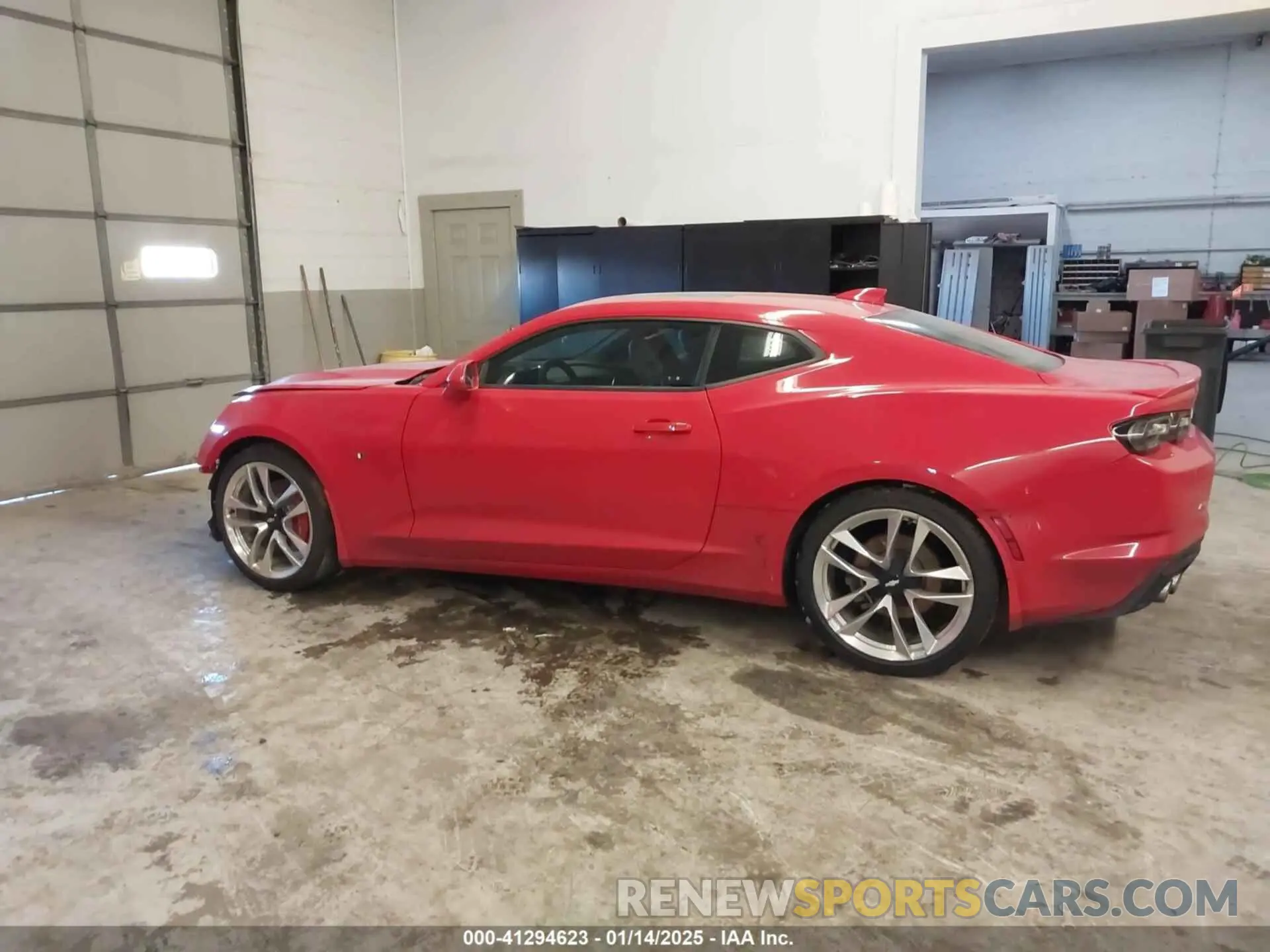 15 fotografías del automóvil dañado 1G1FD1RSXM0104809 CHEVROLET CAMARO 2021