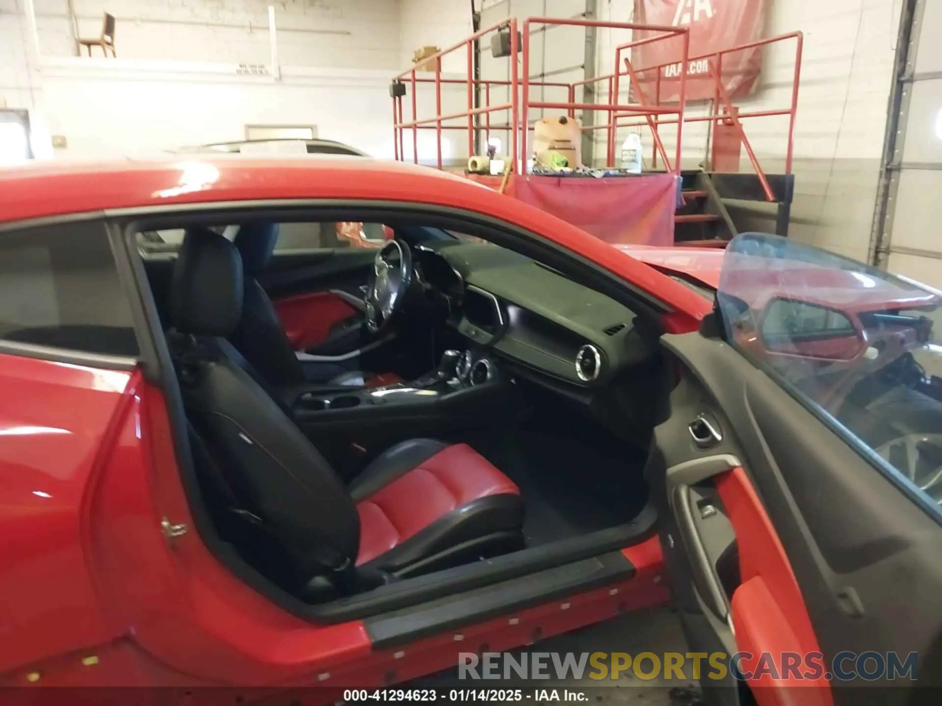 5 fotografías del automóvil dañado 1G1FD1RSXM0104809 CHEVROLET CAMARO 2021