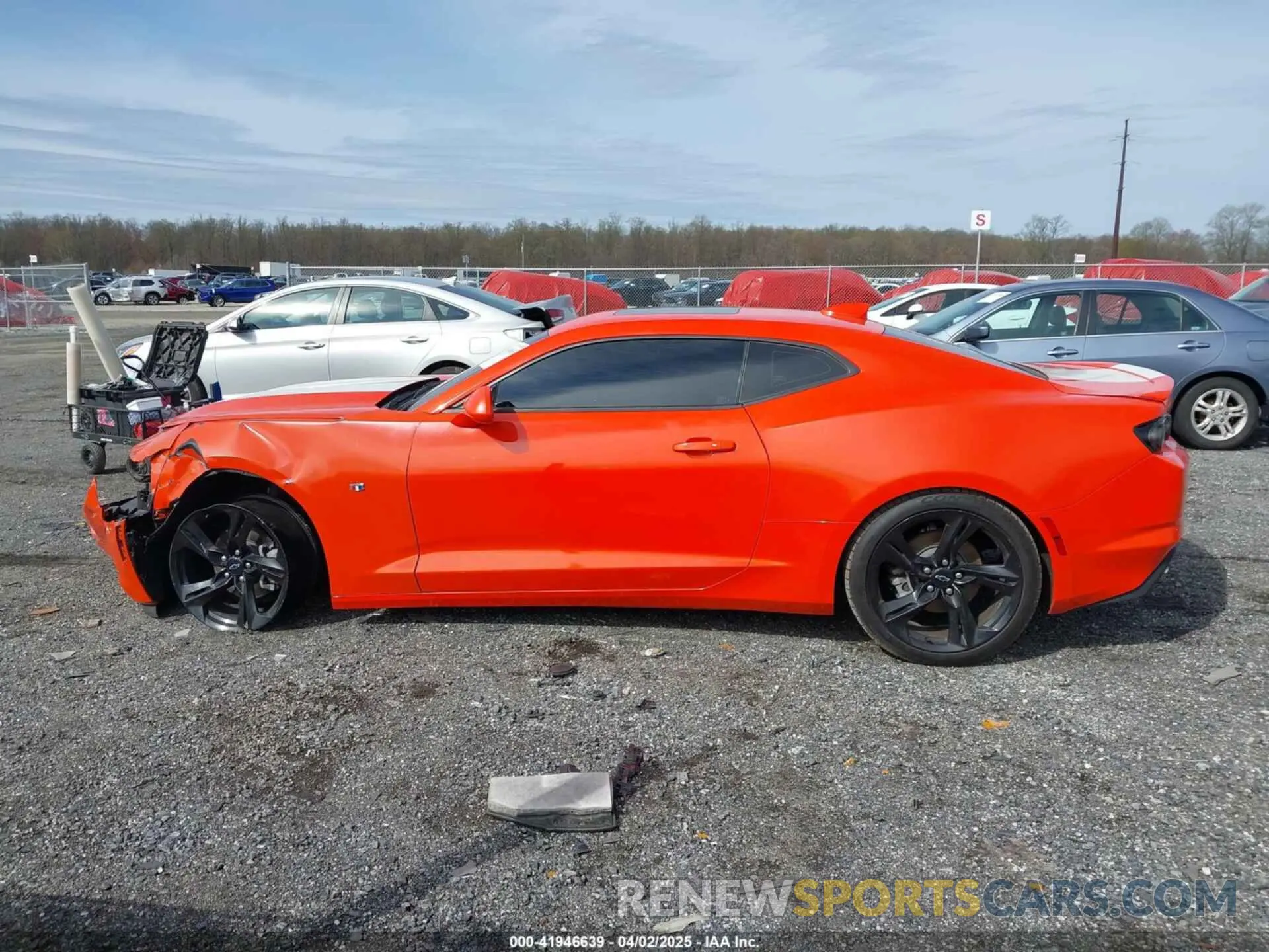 13 fotografías del automóvil dañado 1G1FD1RSXM0131203 CHEVROLET CAMARO 2021