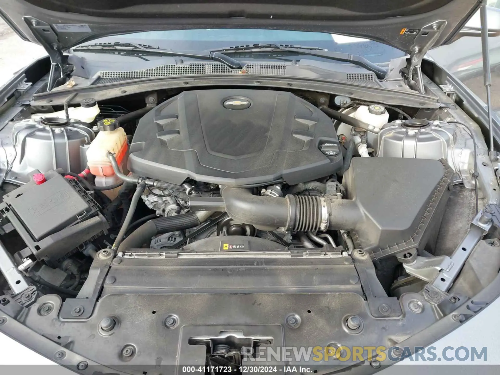 10 fotografías del automóvil dañado 1G1FD3DS0M0141533 CHEVROLET CAMARO 2021