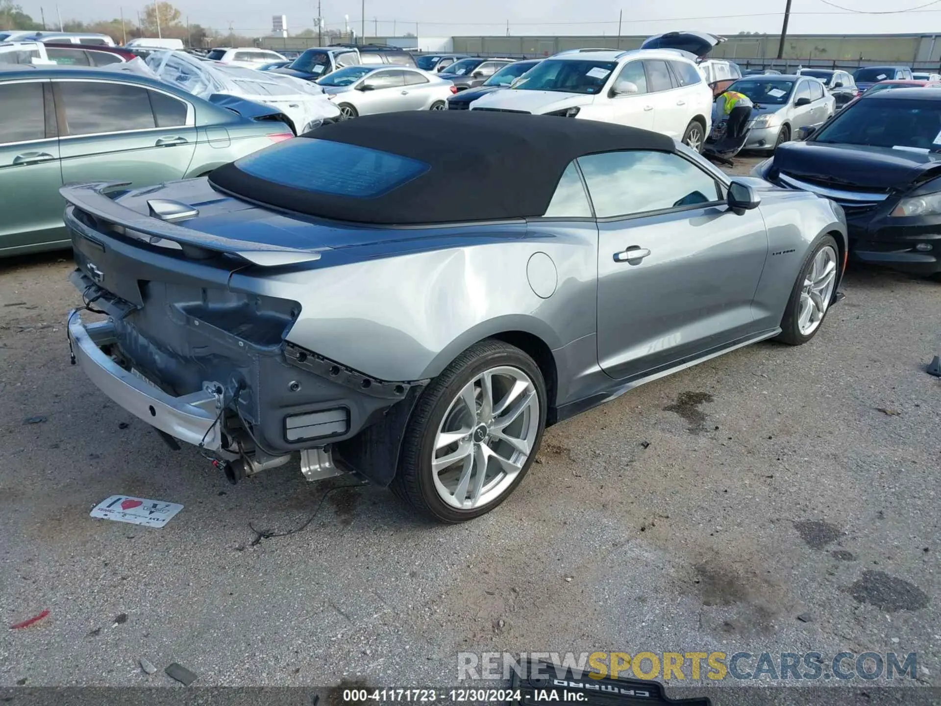 4 fotografías del automóvil dañado 1G1FD3DS0M0141533 CHEVROLET CAMARO 2021