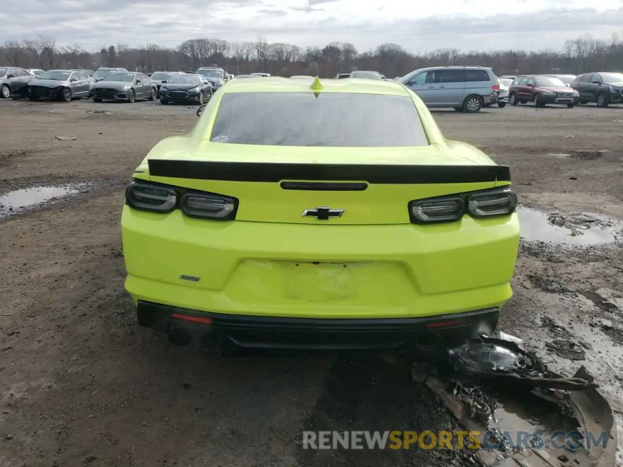 6 fotografías del automóvil dañado 1G1FE1R72M0108068 CHEVROLET CAMARO 2021