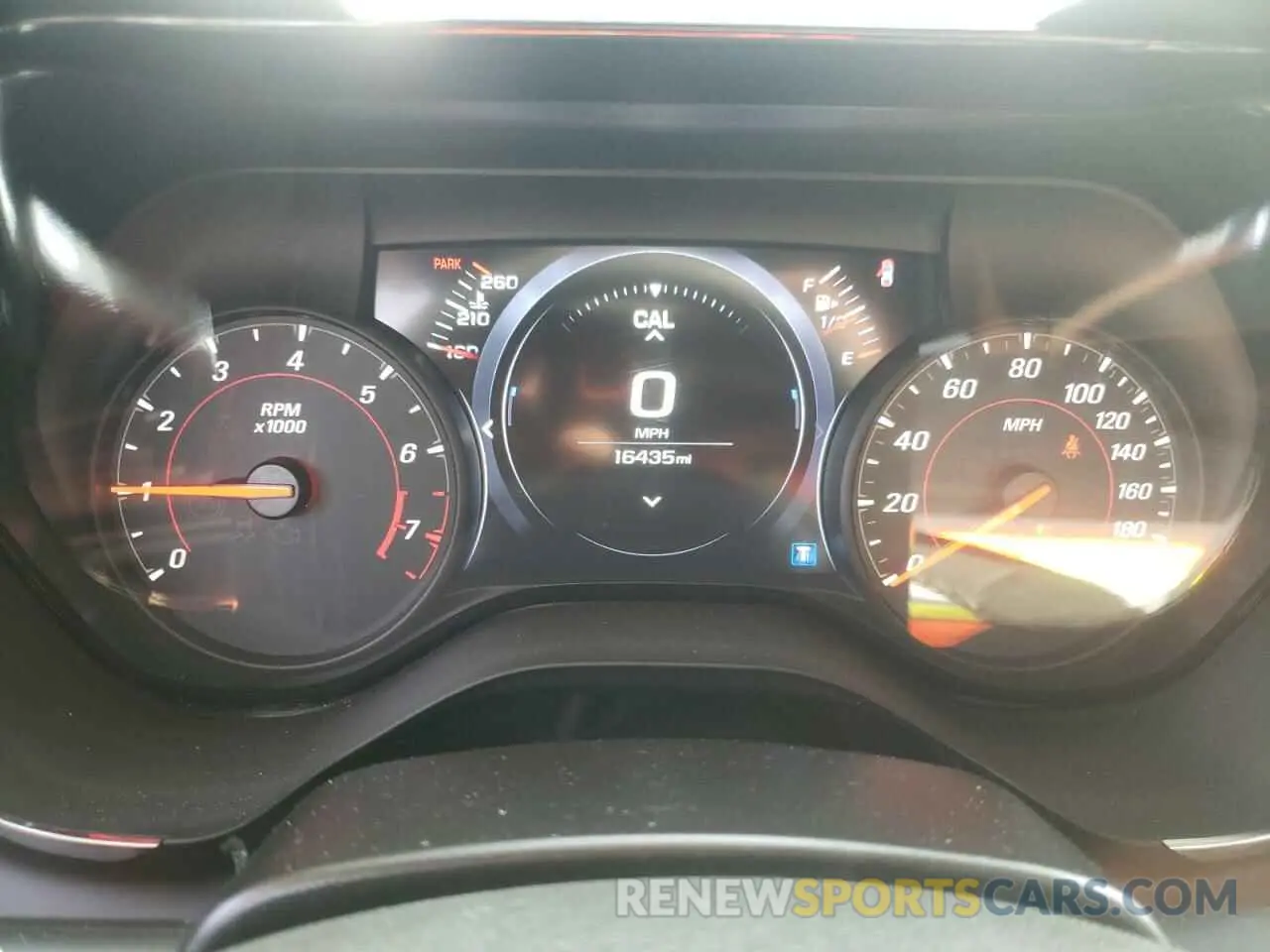 9 fotografías del automóvil dañado 1G1FE1R72M0108068 CHEVROLET CAMARO 2021