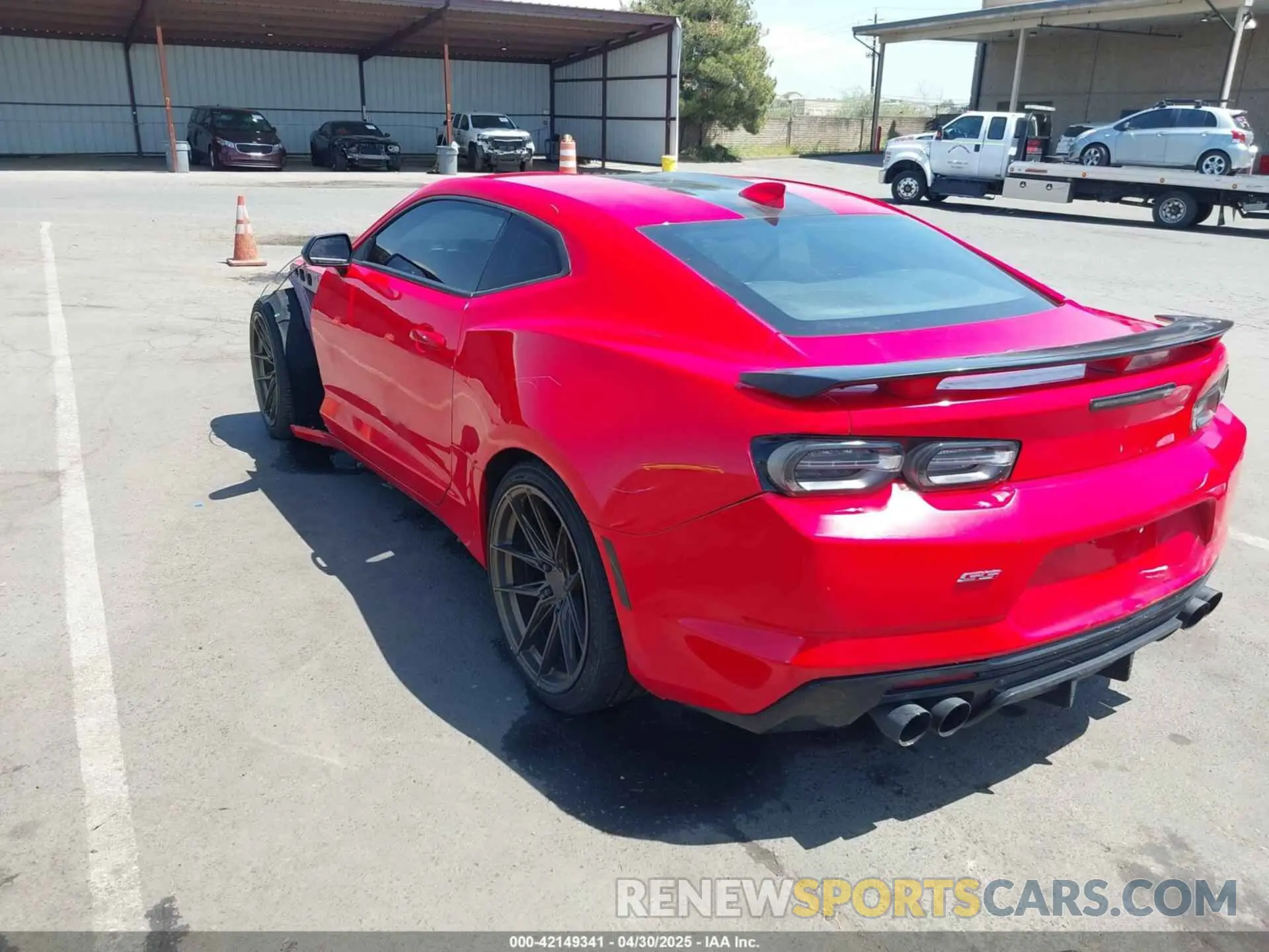 3 fotografías del automóvil dañado 1G1FE1R73M0108547 CHEVROLET CAMARO 2021