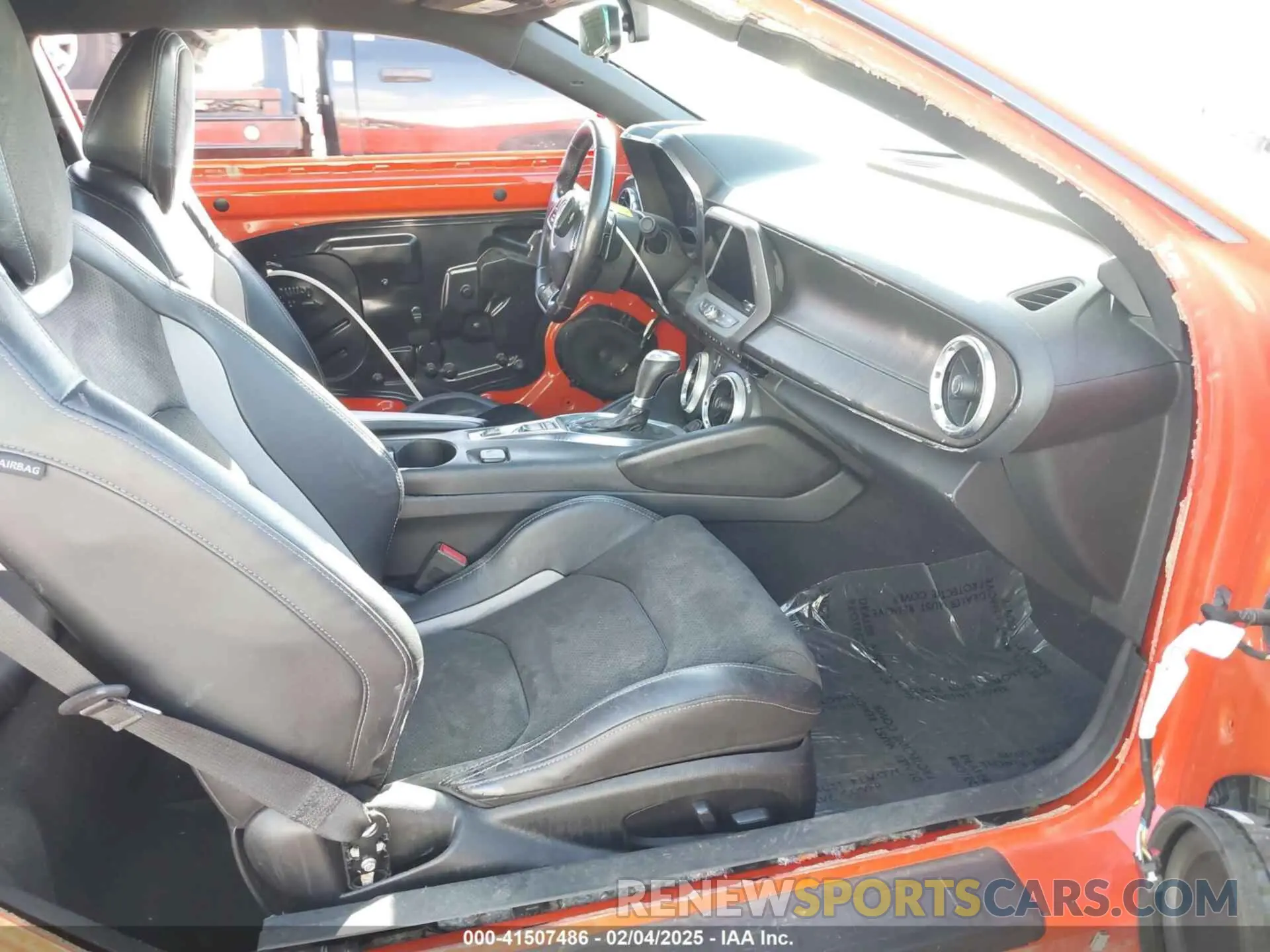 5 fotografías del automóvil dañado 1G1FF1R75M0104335 CHEVROLET CAMARO 2021
