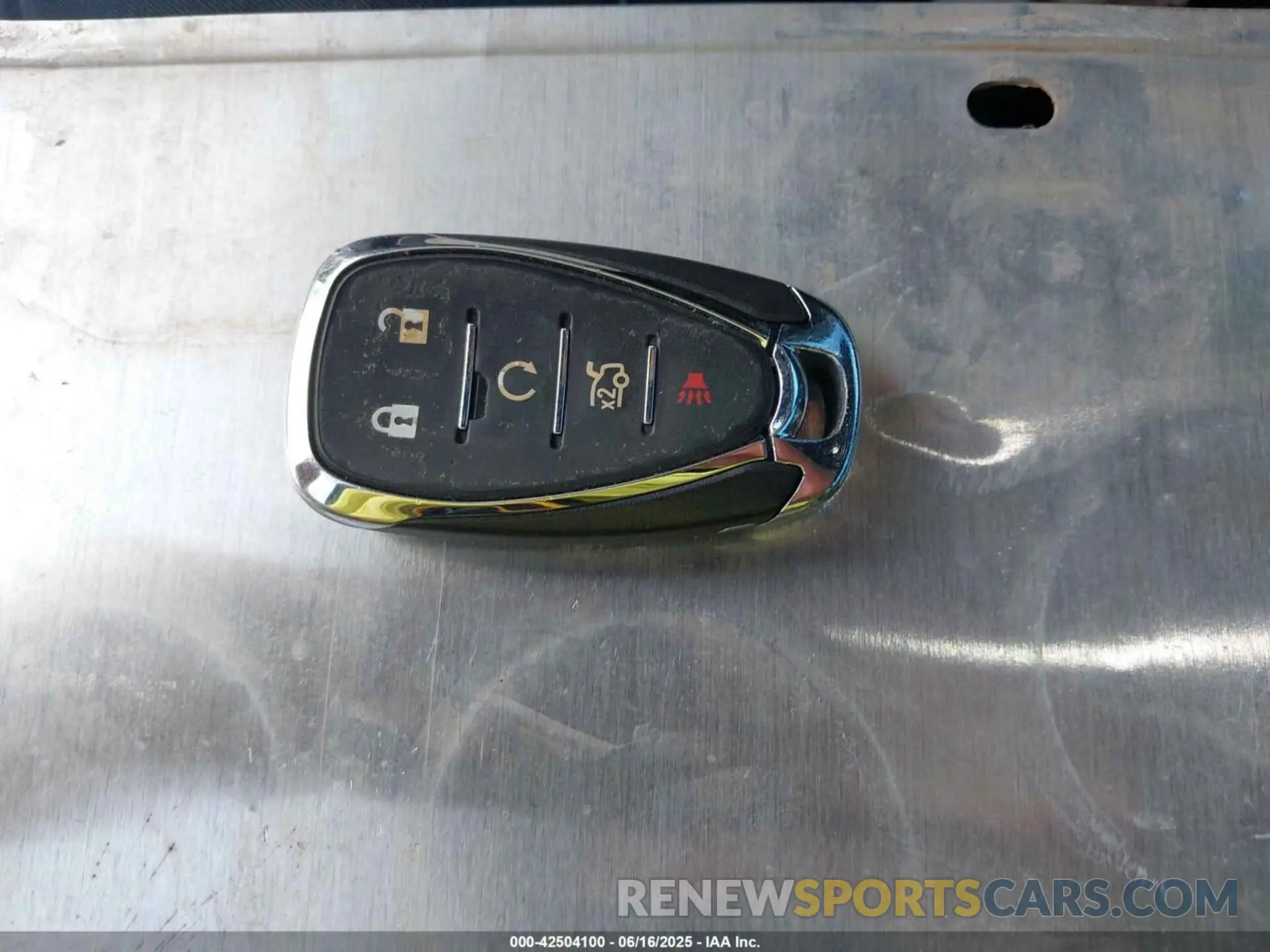 11 fotografías del automóvil dañado 1G1FF1R76M0138820 CHEVROLET CAMARO 2021