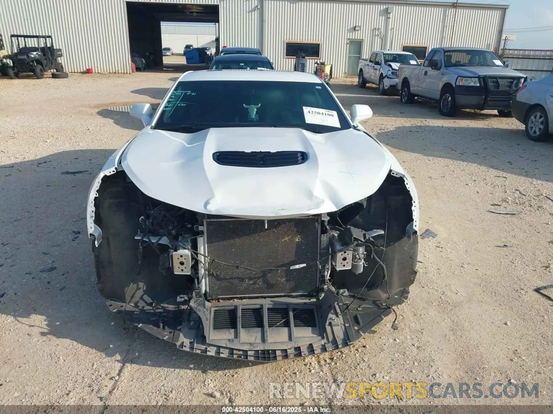 13 fotografías del automóvil dañado 1G1FF1R76M0138820 CHEVROLET CAMARO 2021