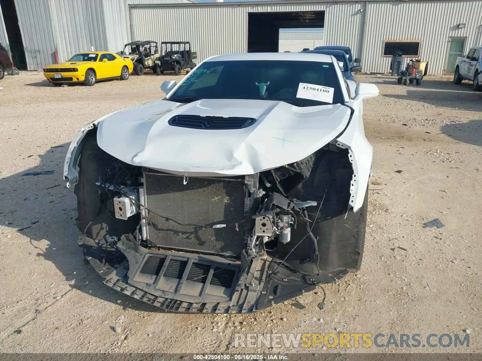 6 fotografías del automóvil dañado 1G1FF1R76M0138820 CHEVROLET CAMARO 2021