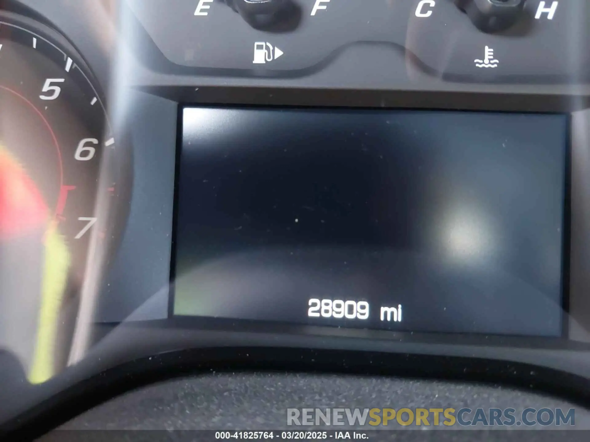 15 fotografías del automóvil dañado 1G1FF1R79M0115399 CHEVROLET CAMARO 2021