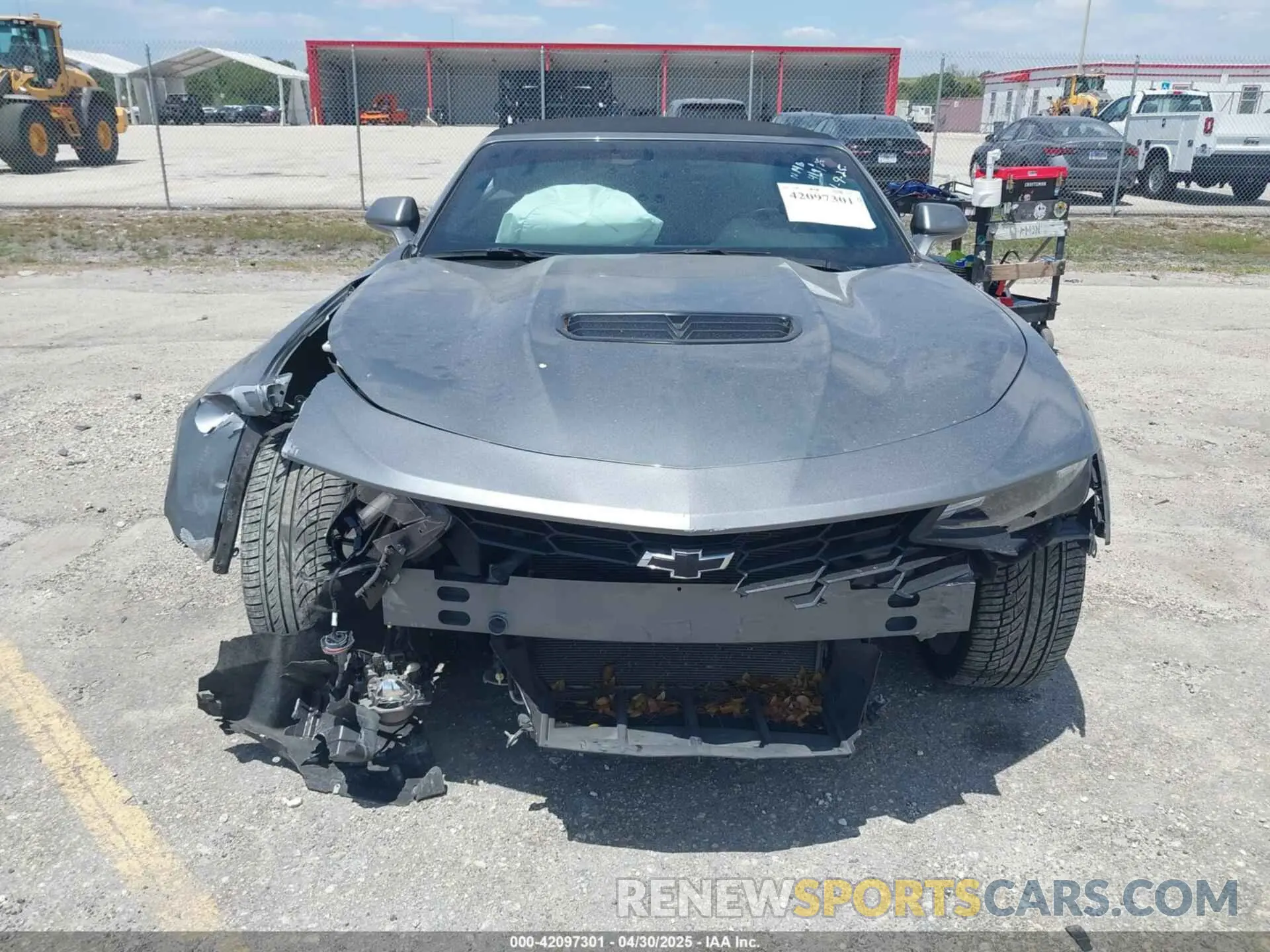 12 fotografías del automóvil dañado 1G1FF3D77M0104498 CHEVROLET CAMARO 2021