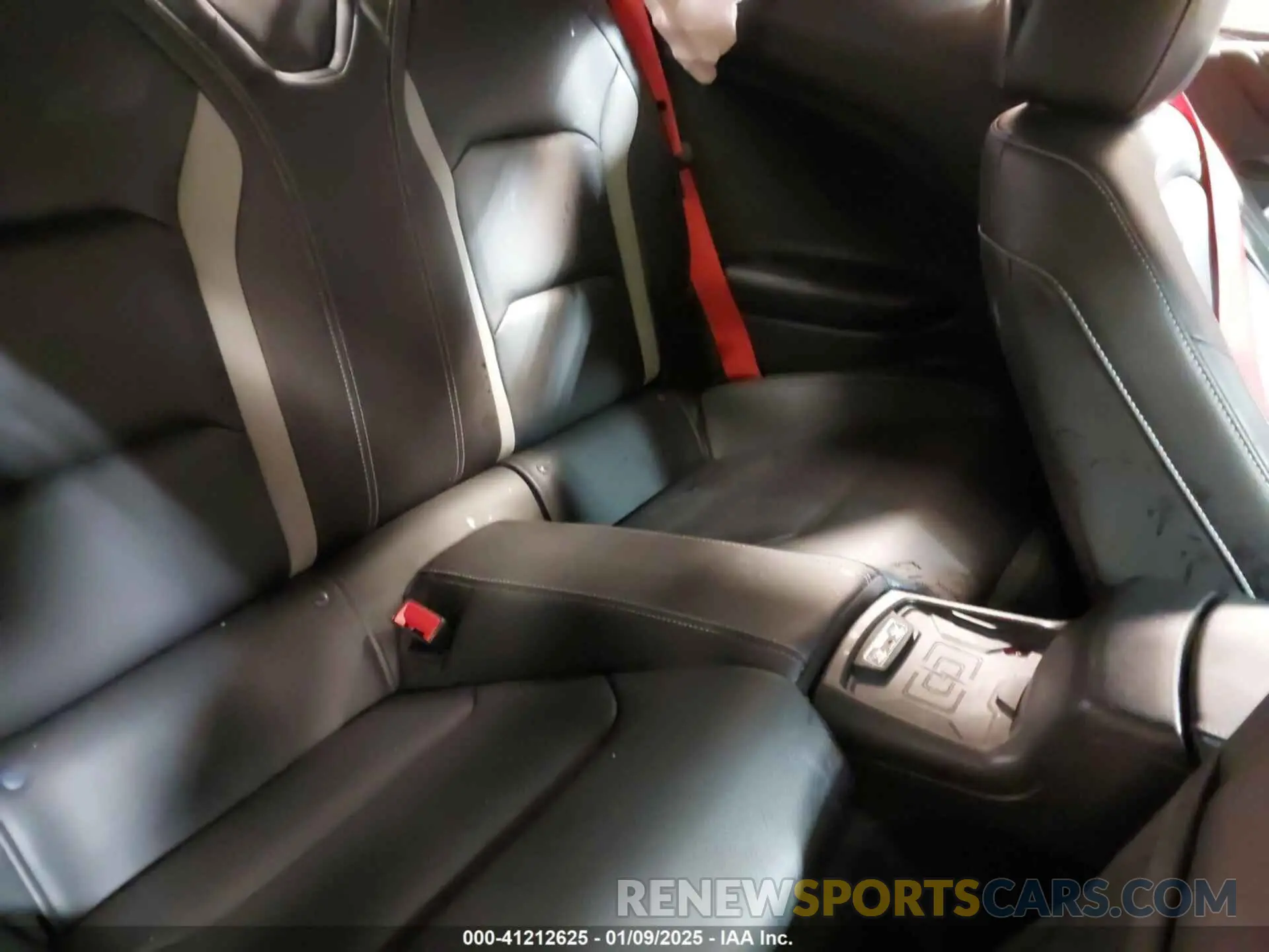8 fotografías del automóvil dañado 1G1FH1R72M0137254 CHEVROLET CAMARO 2021