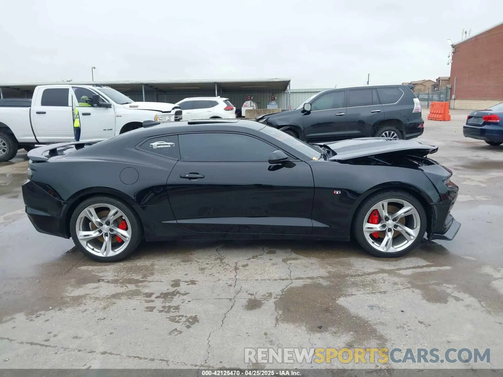 14 fotografías del automóvil dañado 1G1FH1R75M0120917 CHEVROLET CAMARO 2021
