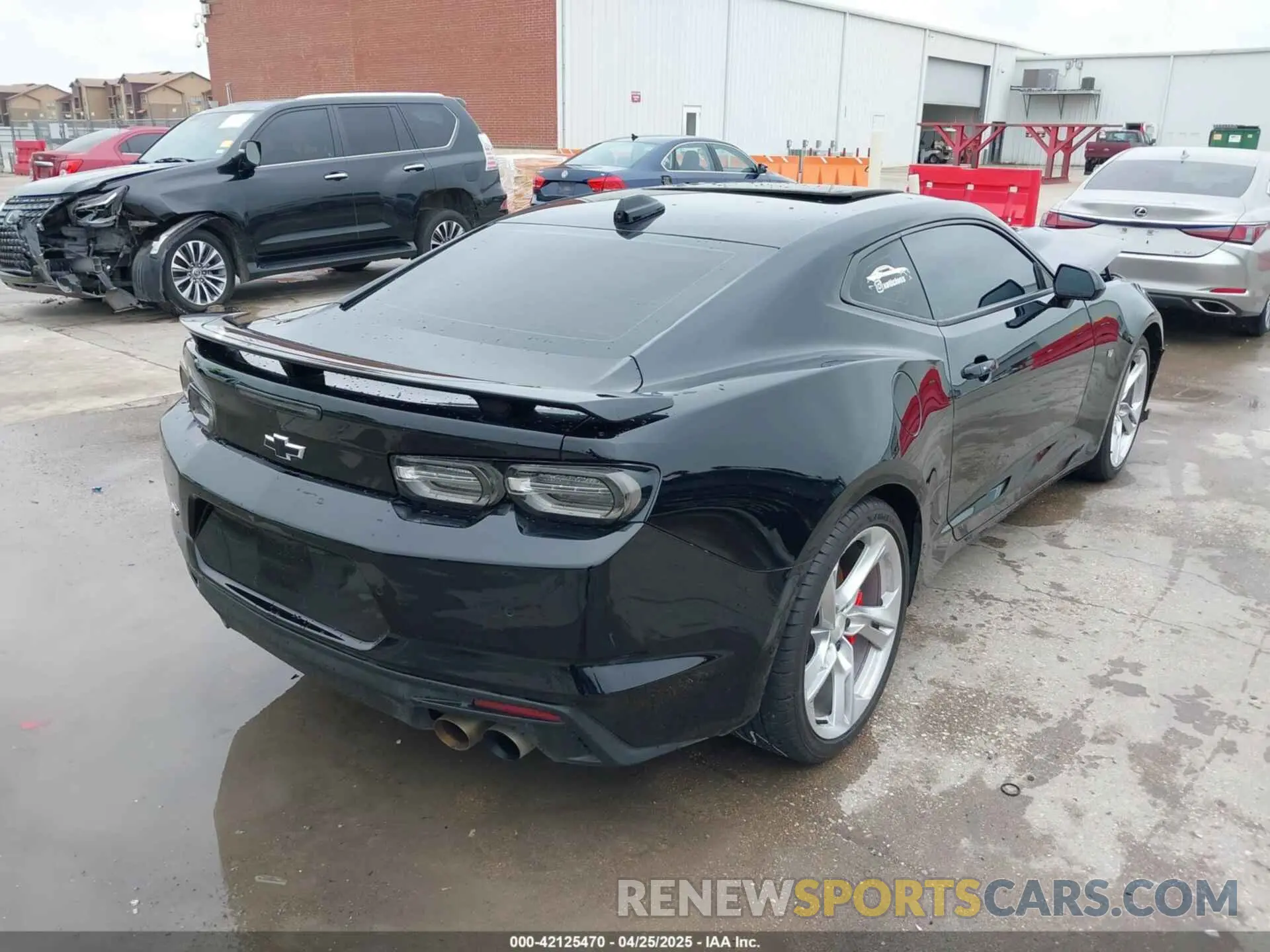 4 fotografías del automóvil dañado 1G1FH1R75M0120917 CHEVROLET CAMARO 2021