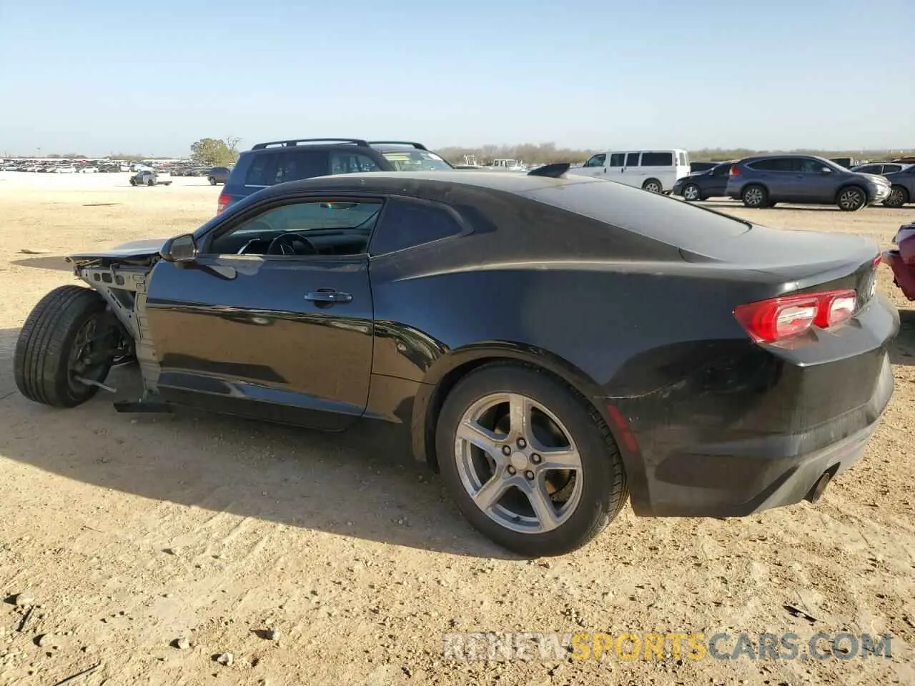 2 fotografías del automóvil dañado 1G1FB1RX0N0135103 CHEVROLET CAMARO 2022