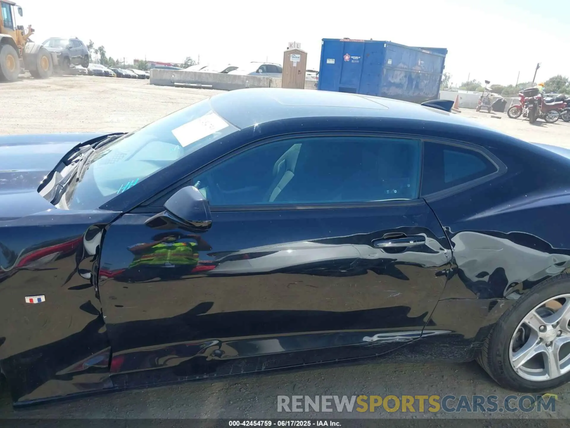 14 fotografías del automóvil dañado 1G1FB1RX1N0119914 CHEVROLET CAMARO 2022