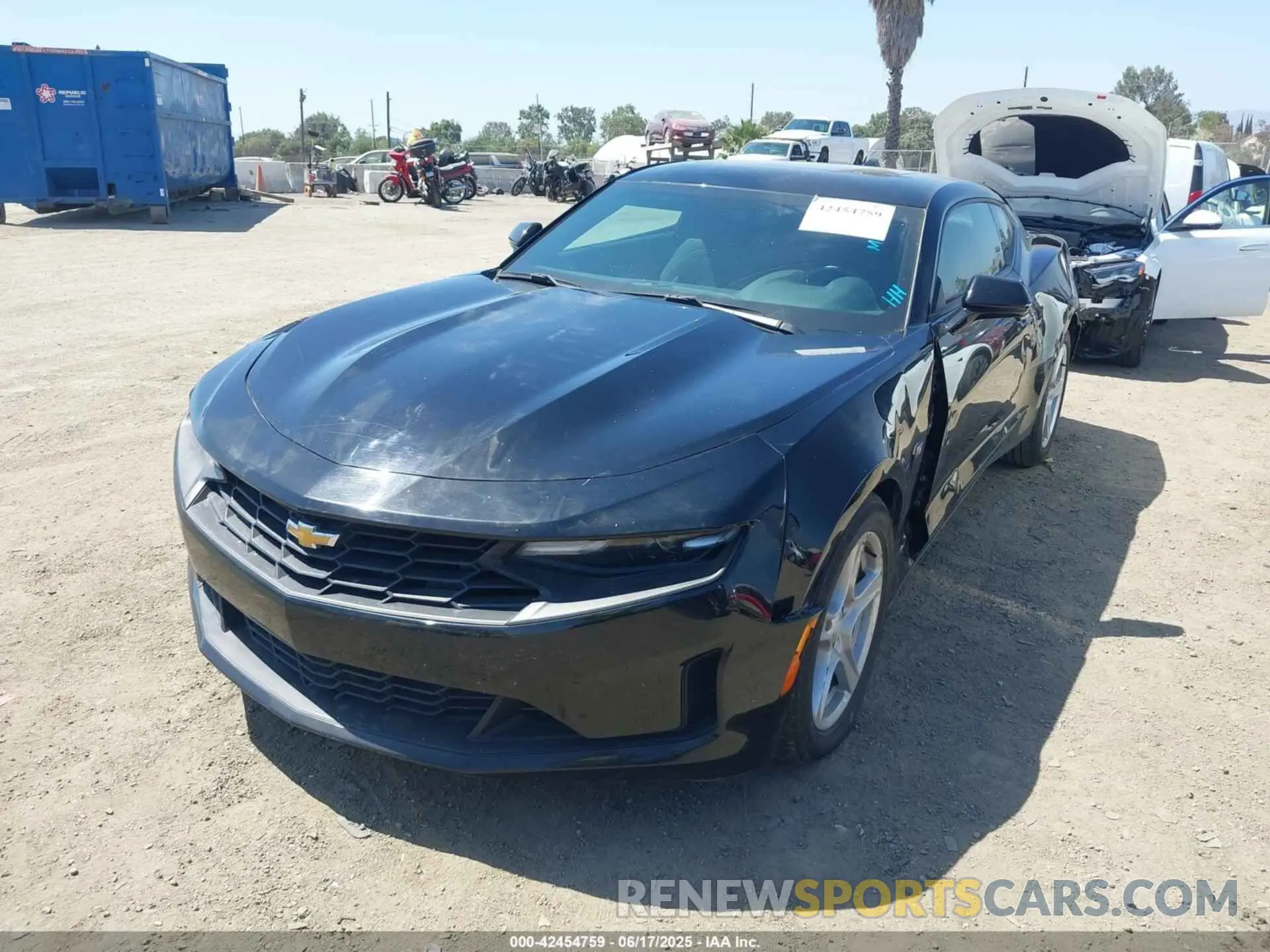 2 fotografías del automóvil dañado 1G1FB1RX1N0119914 CHEVROLET CAMARO 2022