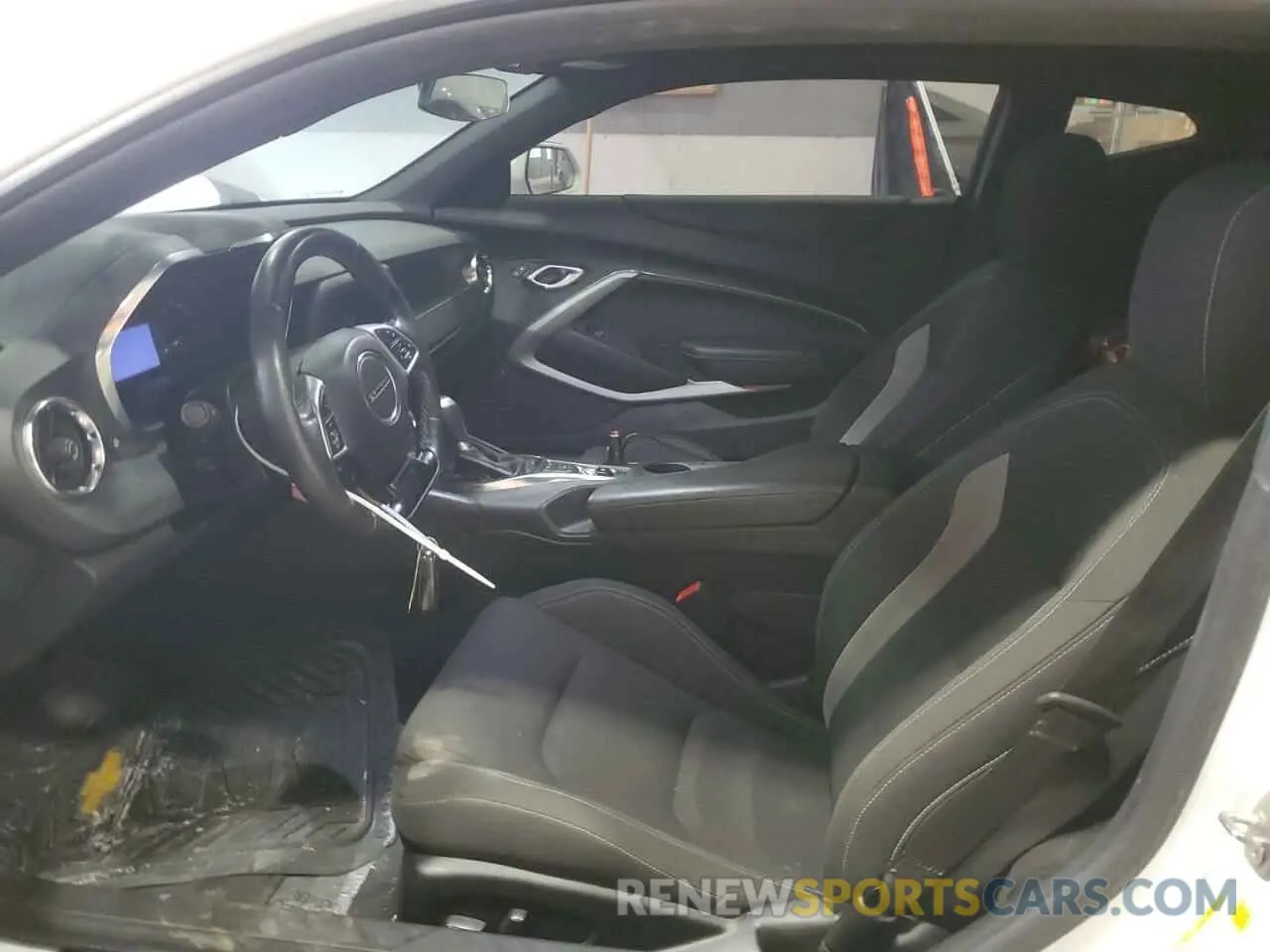 7 fotografías del automóvil dañado 1G1FB1RX1N0121078 CHEVROLET CAMARO 2022