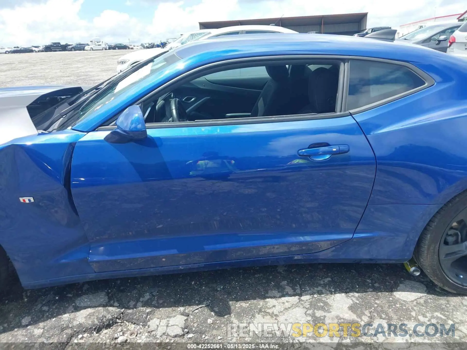 15 fotografías del automóvil dañado 1G1FB1RX3N0101236 CHEVROLET CAMARO 2022