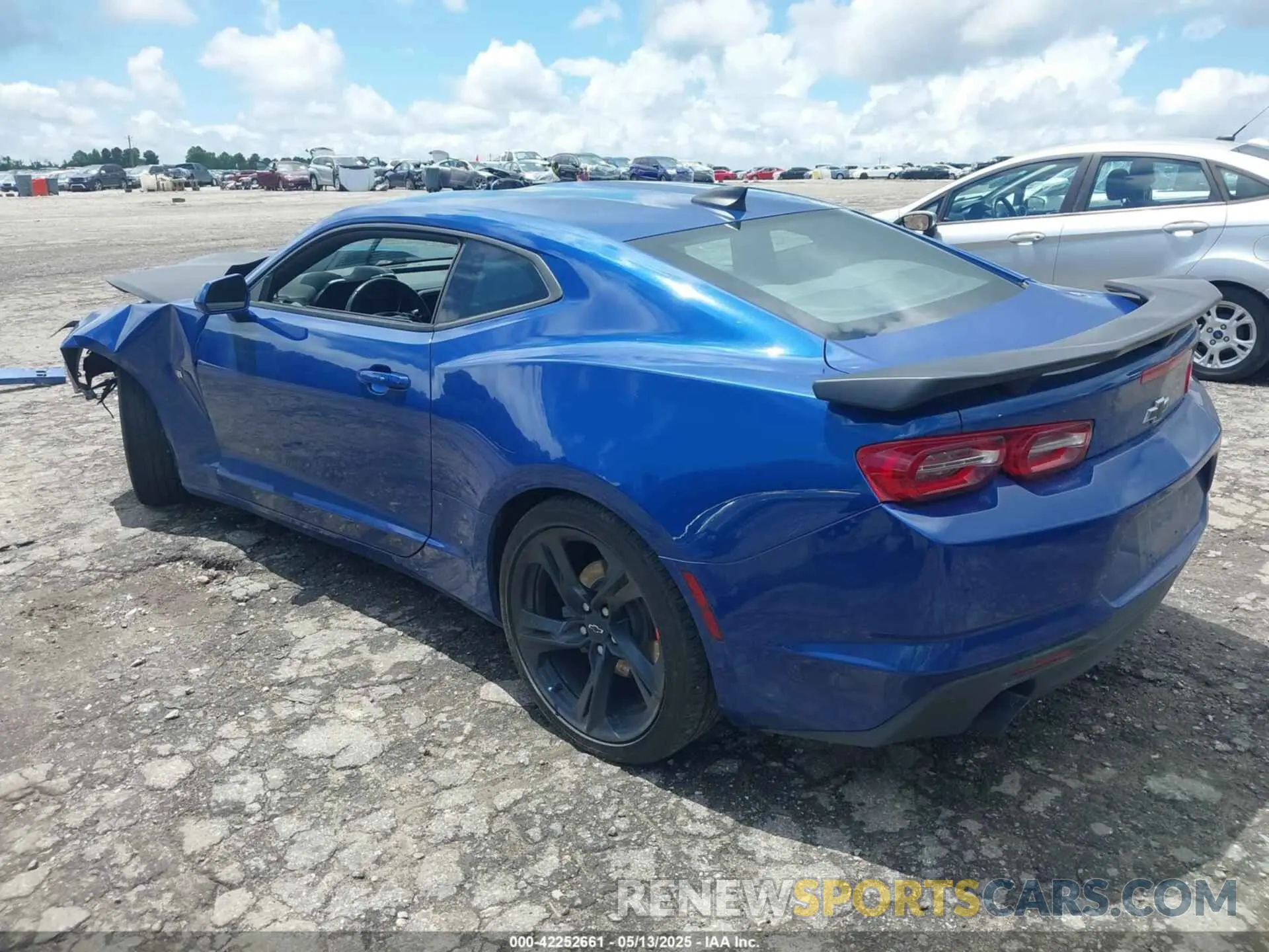 3 fotografías del automóvil dañado 1G1FB1RX3N0101236 CHEVROLET CAMARO 2022