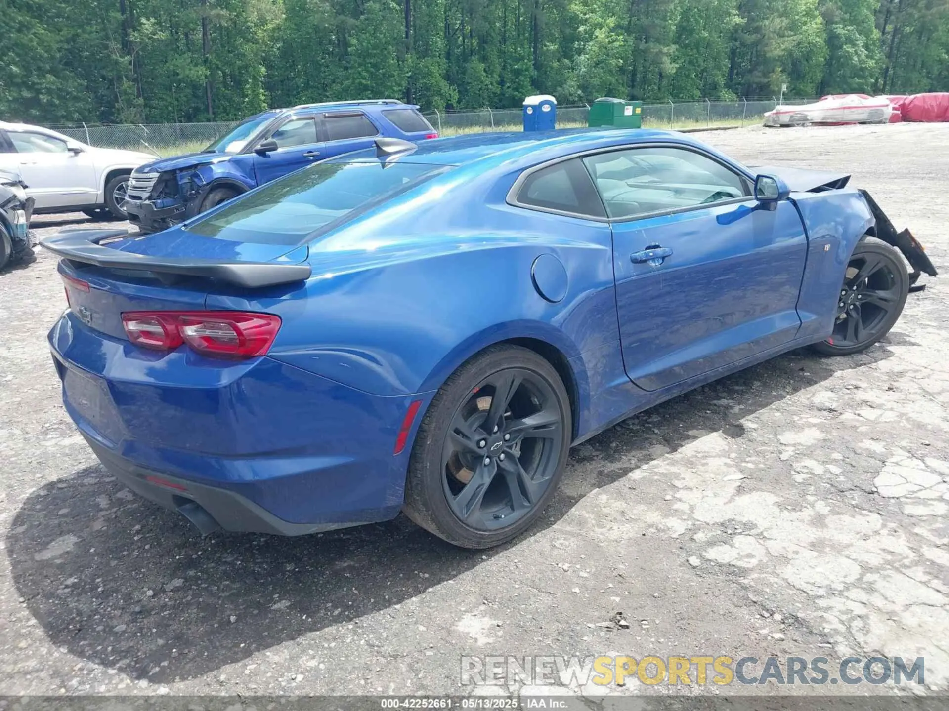 4 fotografías del automóvil dañado 1G1FB1RX3N0101236 CHEVROLET CAMARO 2022