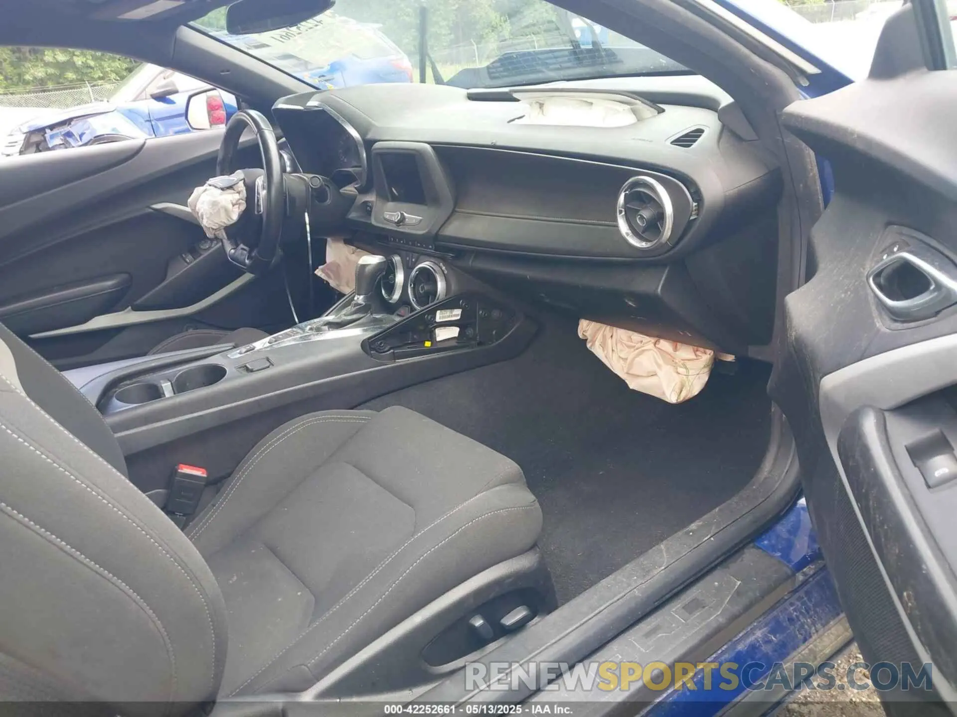 5 fotografías del automóvil dañado 1G1FB1RX3N0101236 CHEVROLET CAMARO 2022