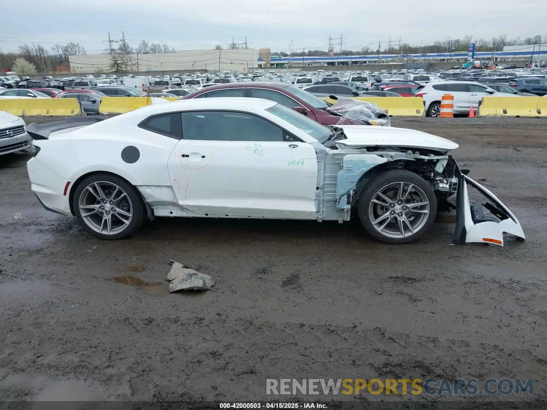 14 fotografías del automóvil dañado 1G1FB1RX3N0105934 CHEVROLET CAMARO 2022