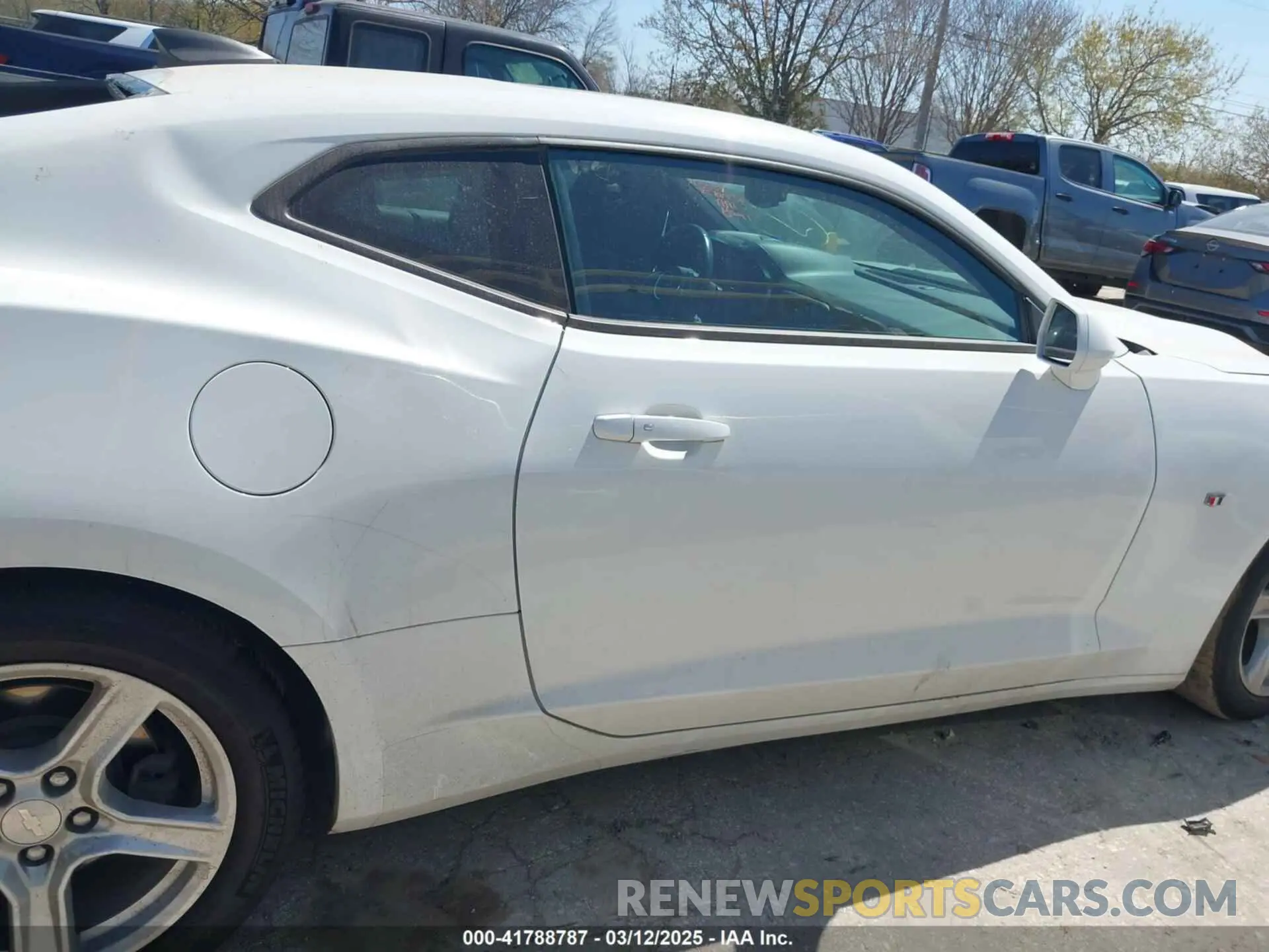 13 fotografías del automóvil dañado 1G1FB1RX4N0109913 CHEVROLET CAMARO 2022