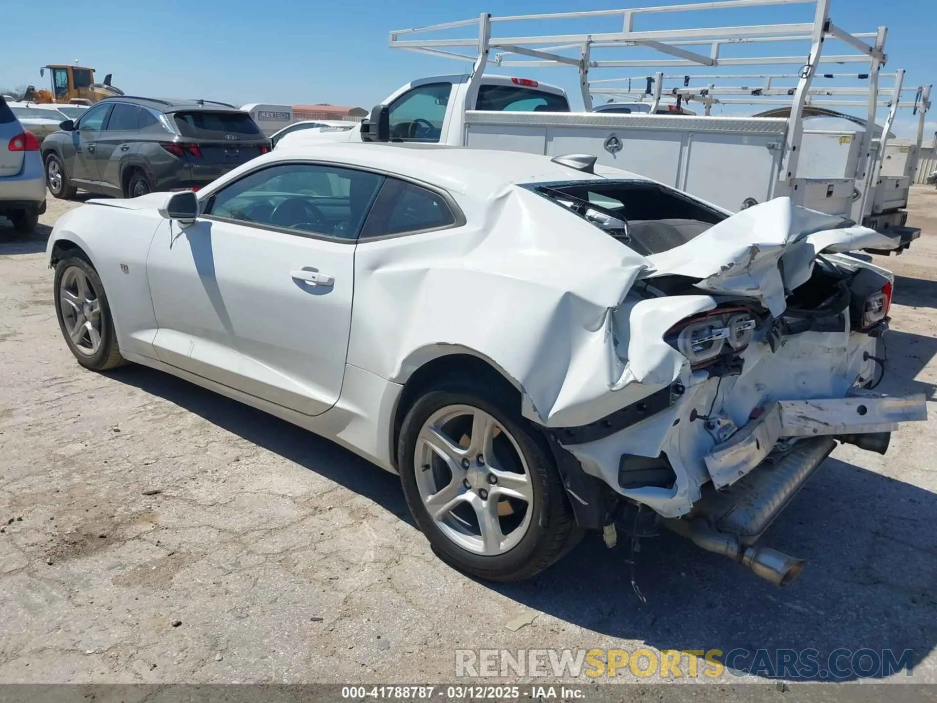 3 fotografías del automóvil dañado 1G1FB1RX4N0109913 CHEVROLET CAMARO 2022