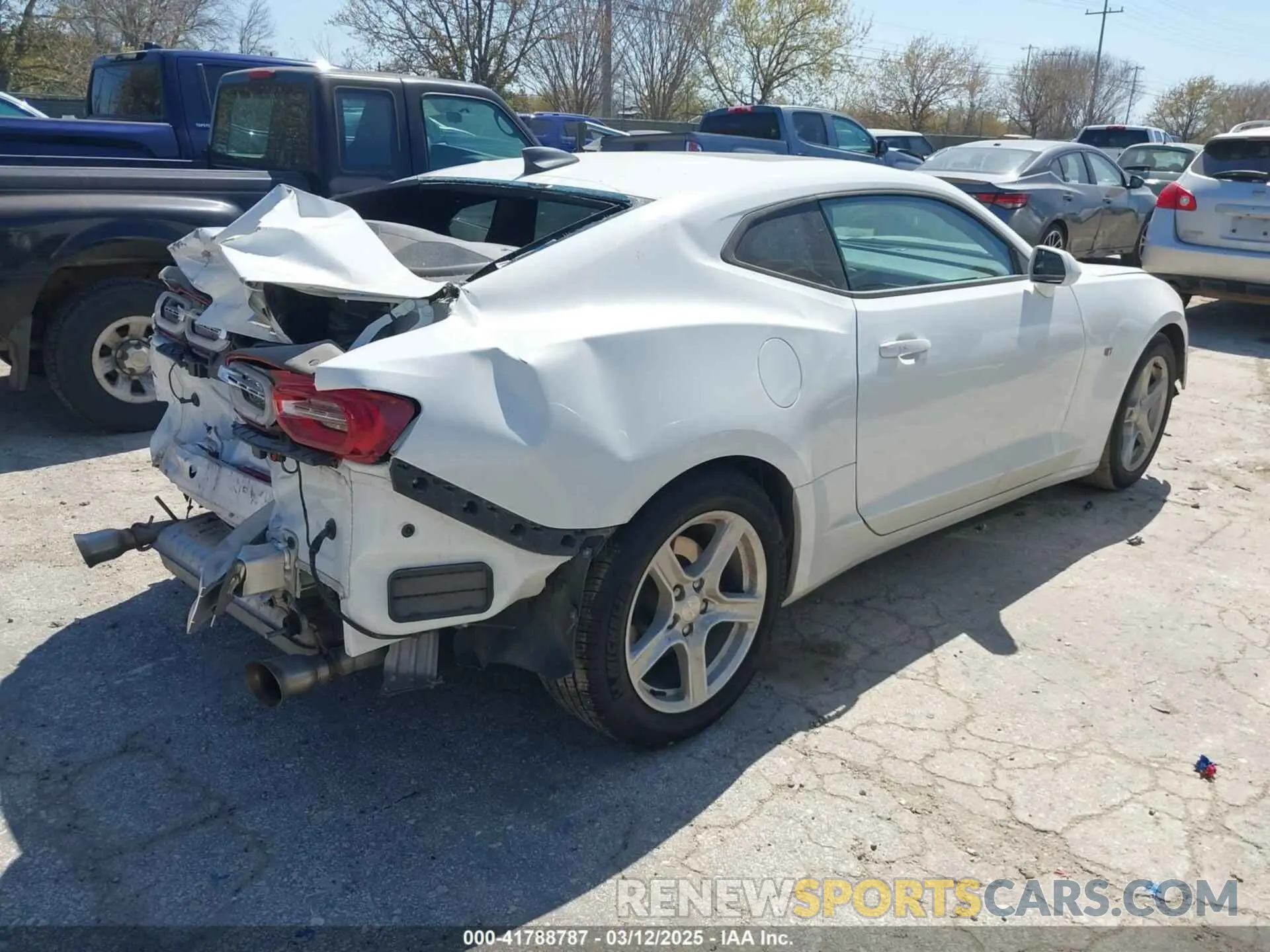 4 fotografías del automóvil dañado 1G1FB1RX4N0109913 CHEVROLET CAMARO 2022