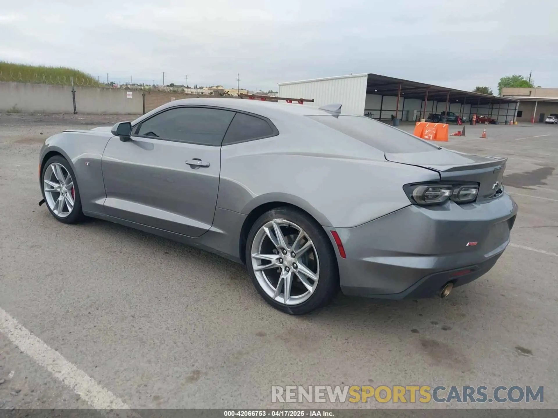 3 fotografías del automóvil dañado 1G1FB1RX6N0123456 CHEVROLET CAMARO 2022
