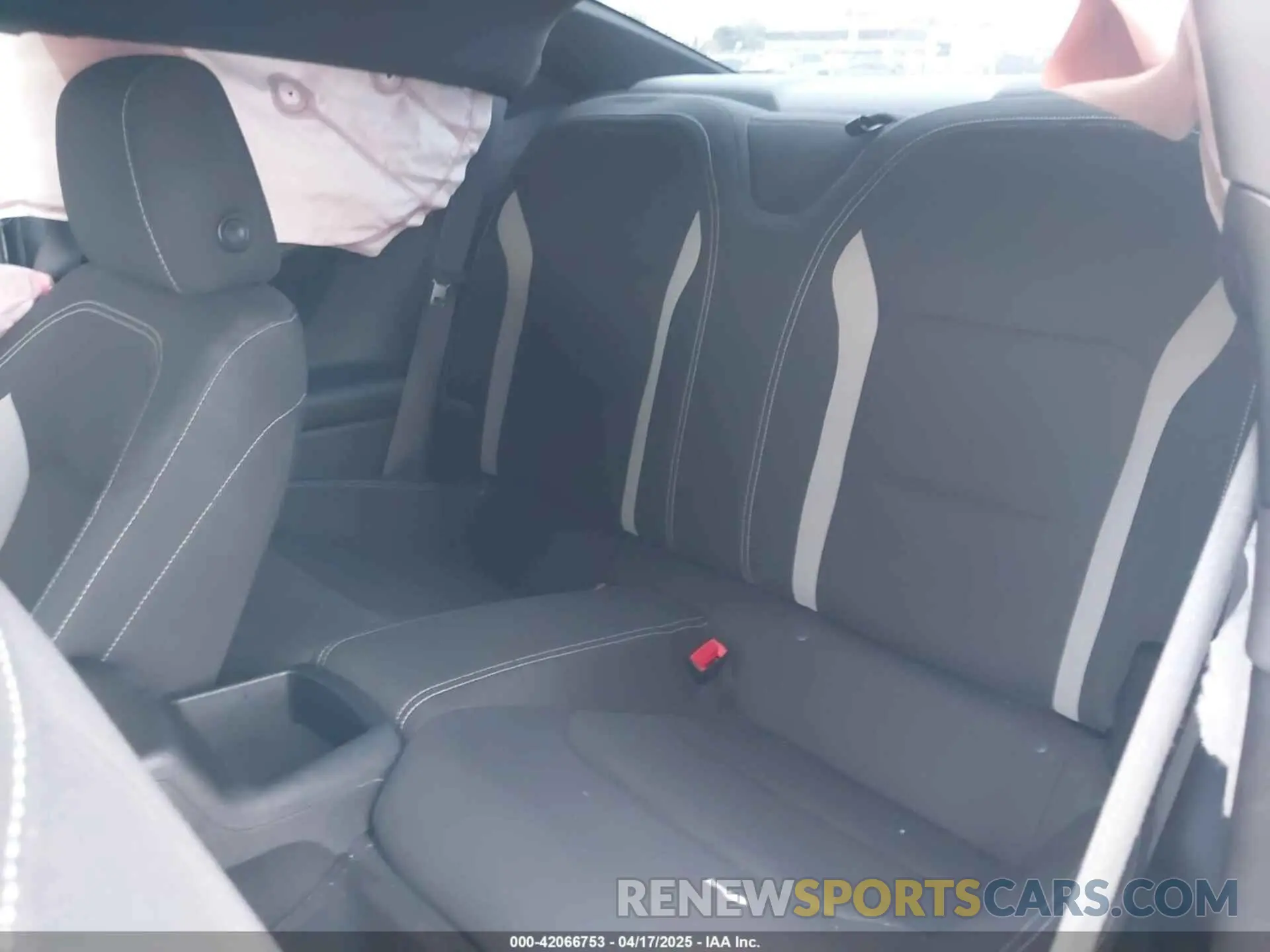 8 fotografías del automóvil dañado 1G1FB1RX6N0123456 CHEVROLET CAMARO 2022