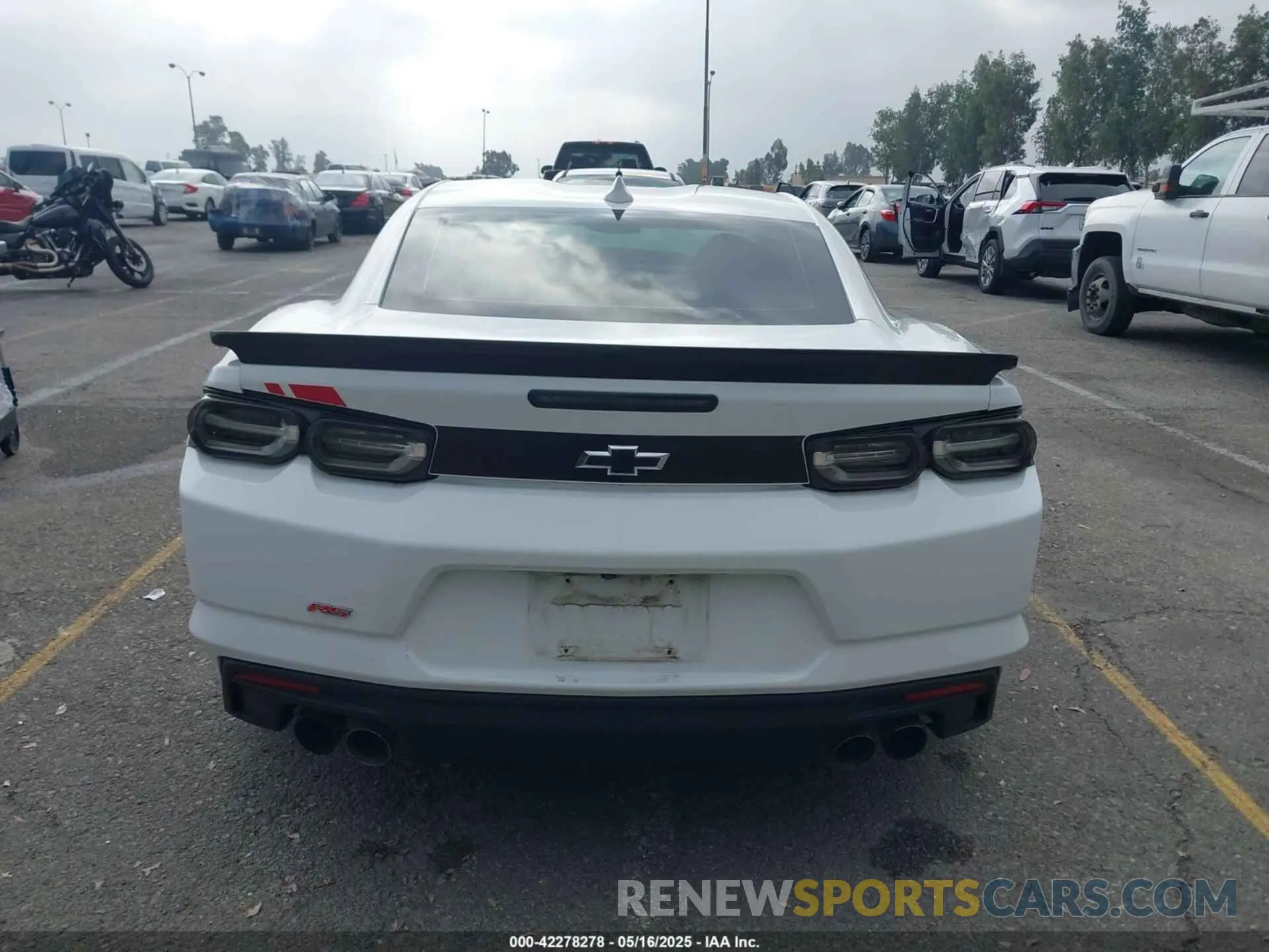 16 fotografías del automóvil dañado 1G1FF1R75N0132802 CHEVROLET CAMARO 2022
