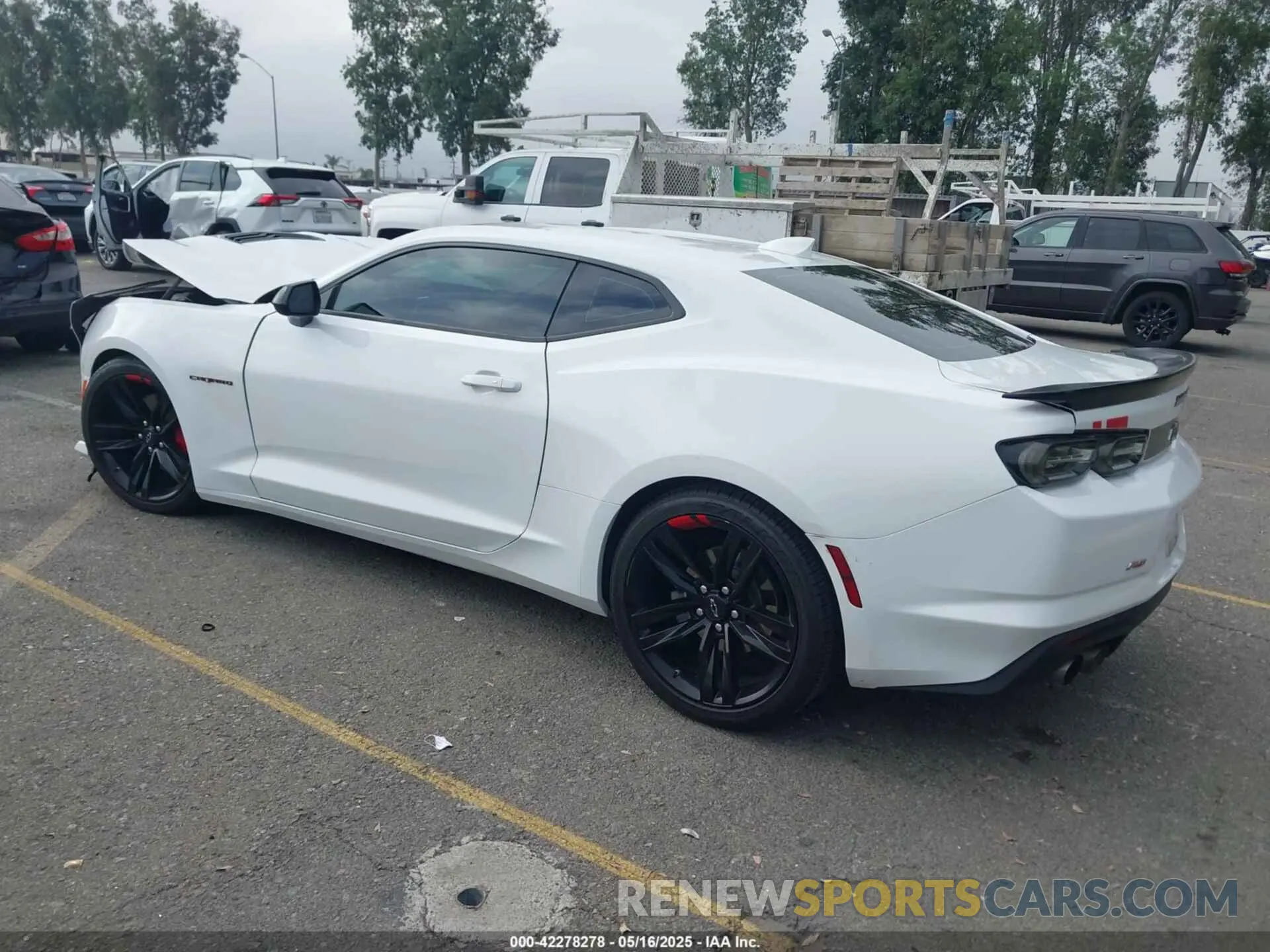 3 fotografías del automóvil dañado 1G1FF1R75N0132802 CHEVROLET CAMARO 2022