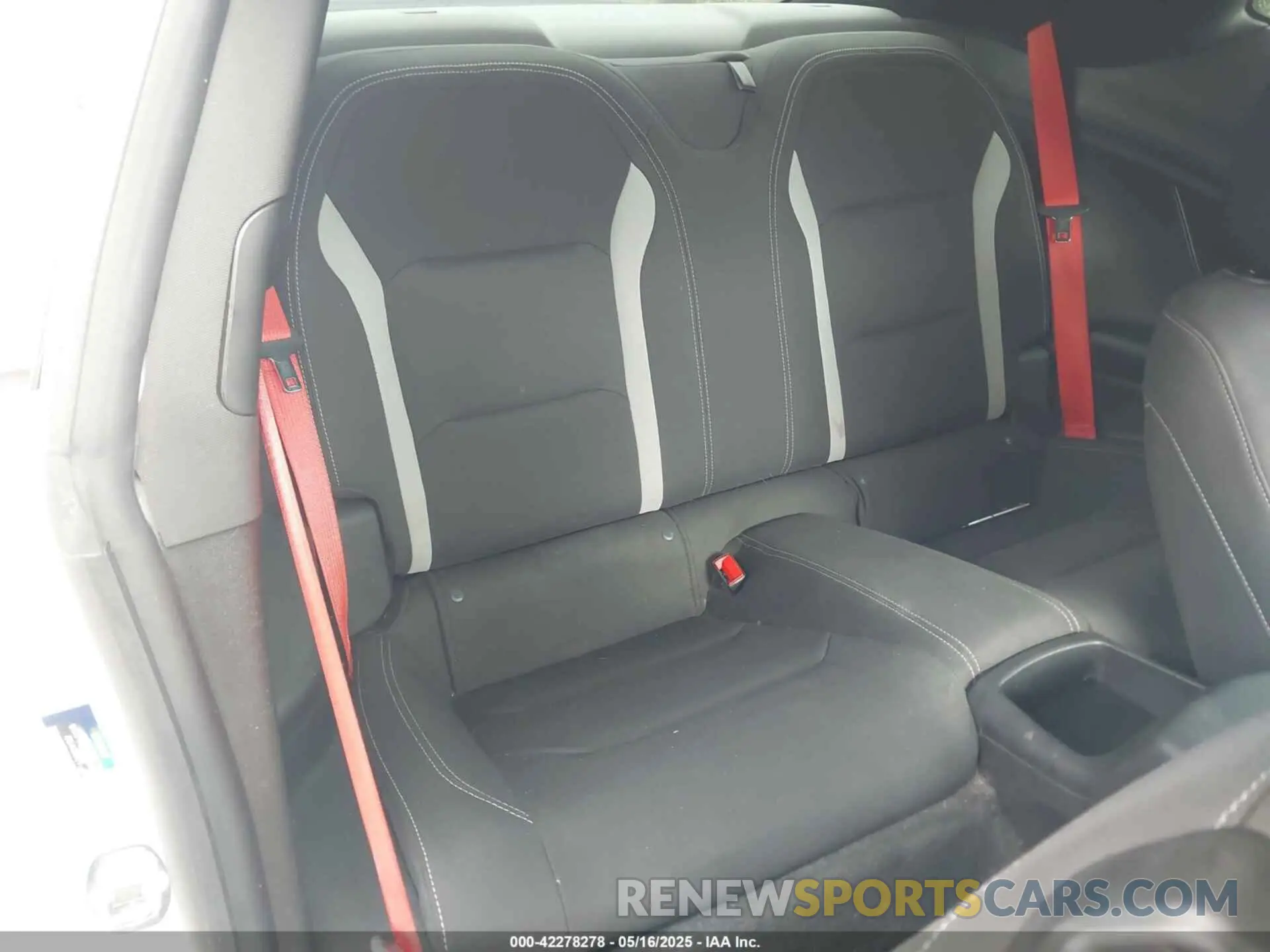 8 fotografías del automóvil dañado 1G1FF1R75N0132802 CHEVROLET CAMARO 2022