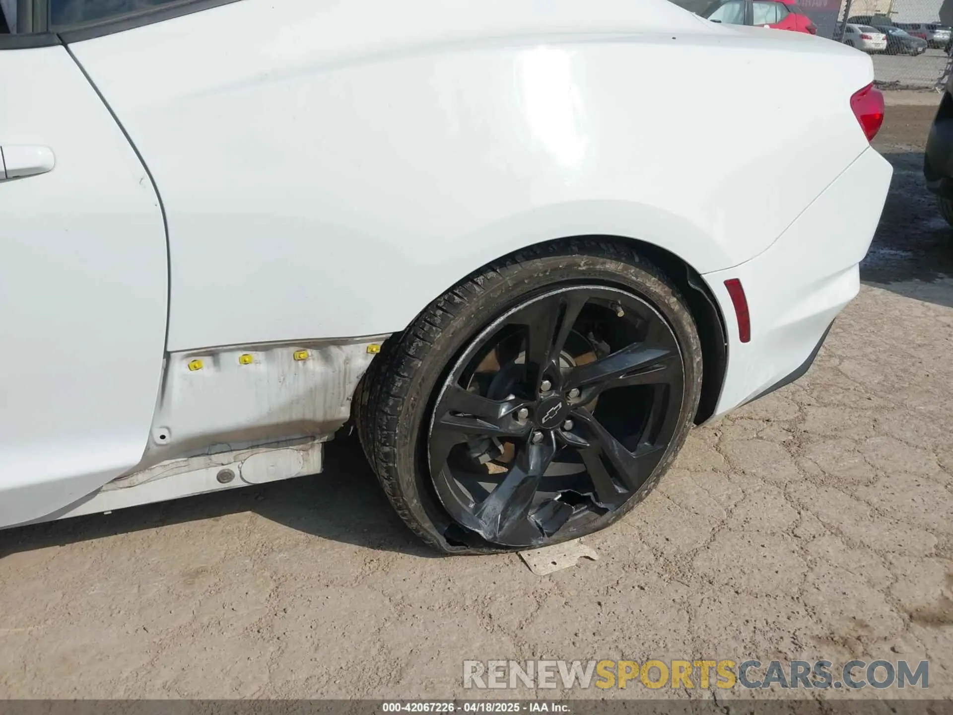 6 fotografías del automóvil dañado 1G1FF1R7XN0105319 CHEVROLET CAMARO 2022