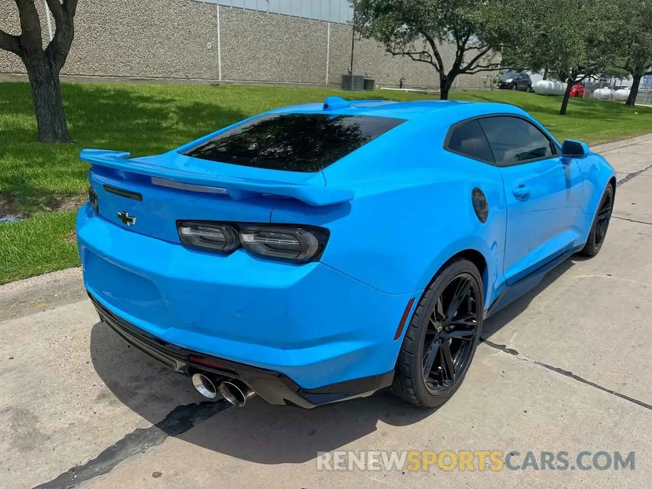 4 fotografías del automóvil dañado 1G1FK1R63N0122921 CHEVROLET CAMARO 2022