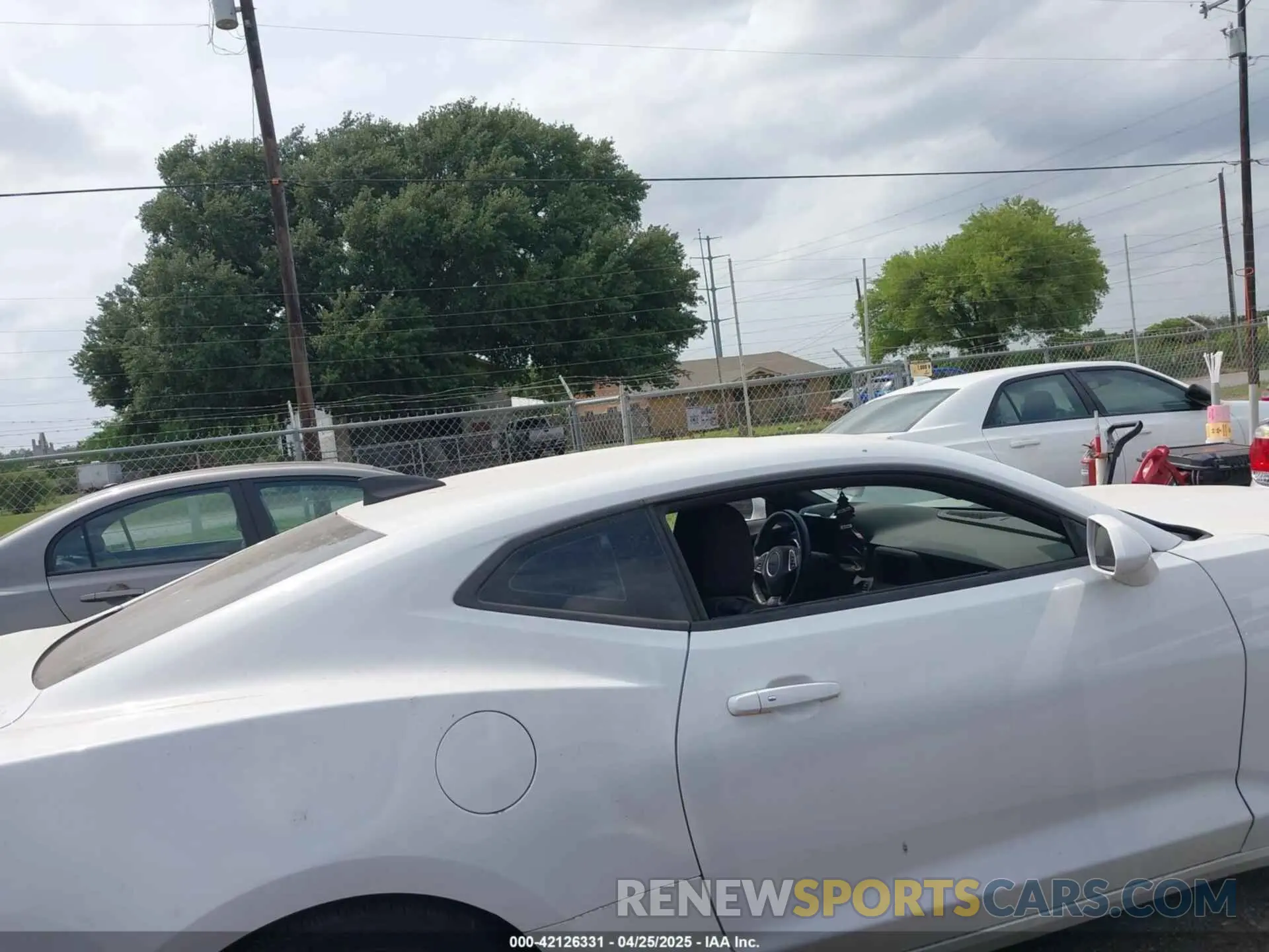 13 fotografías del automóvil dañado 1G1FB1RX5P0160761 CHEVROLET CAMARO 2023