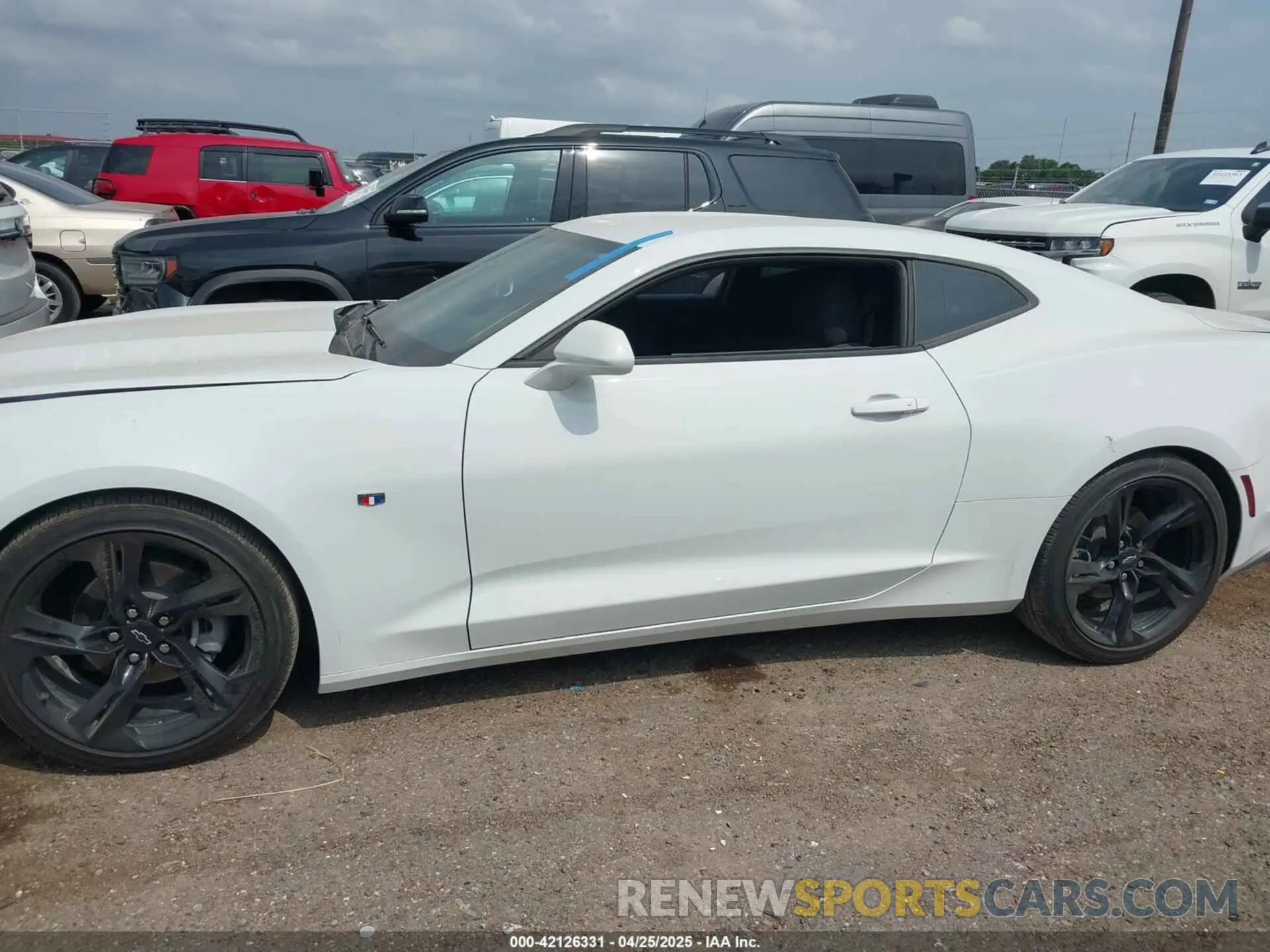 14 fotografías del automóvil dañado 1G1FB1RX5P0160761 CHEVROLET CAMARO 2023