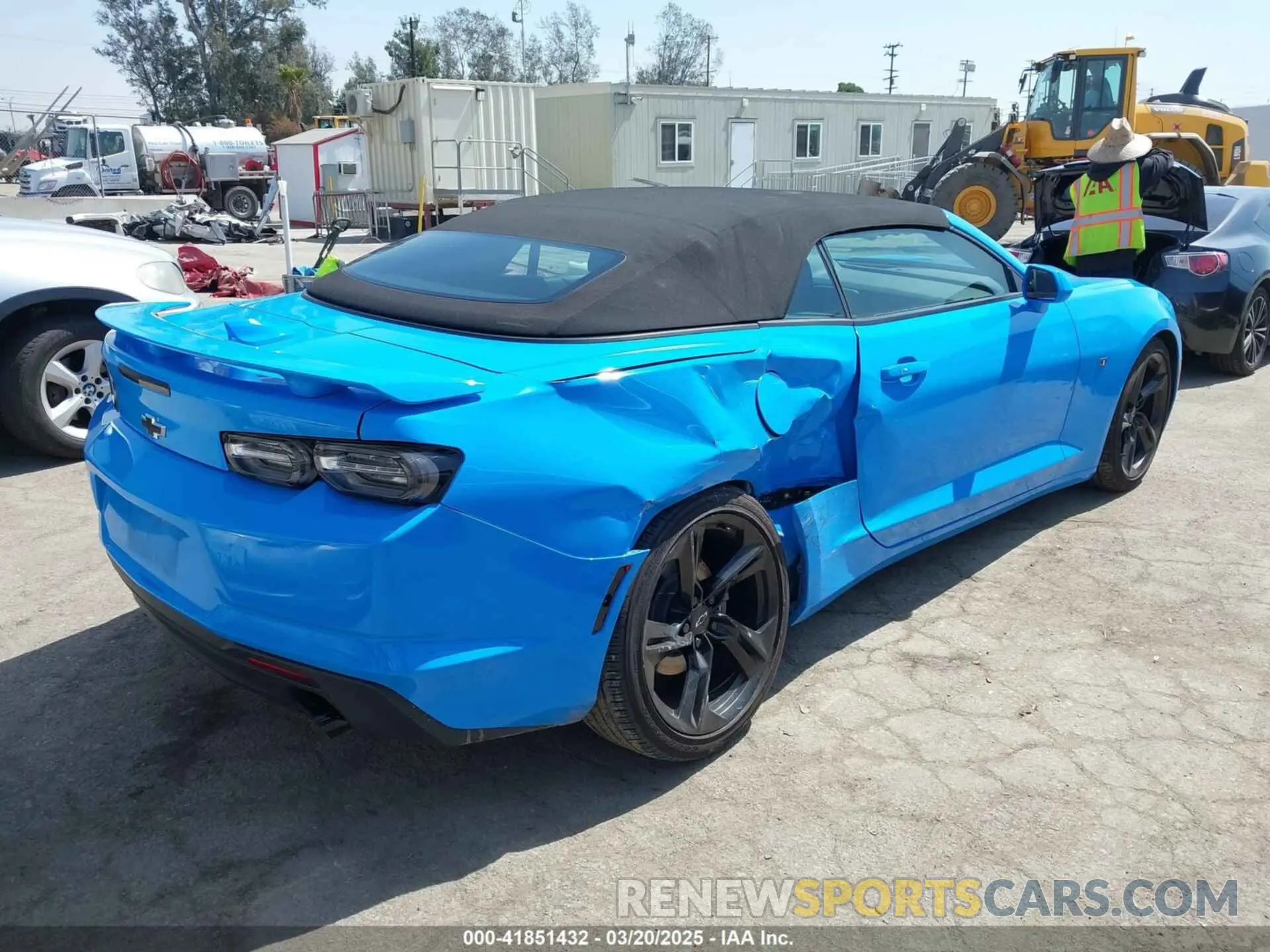 4 fotografías del automóvil dañado 1G1FB3DS5P0114158 CHEVROLET CAMARO 2023