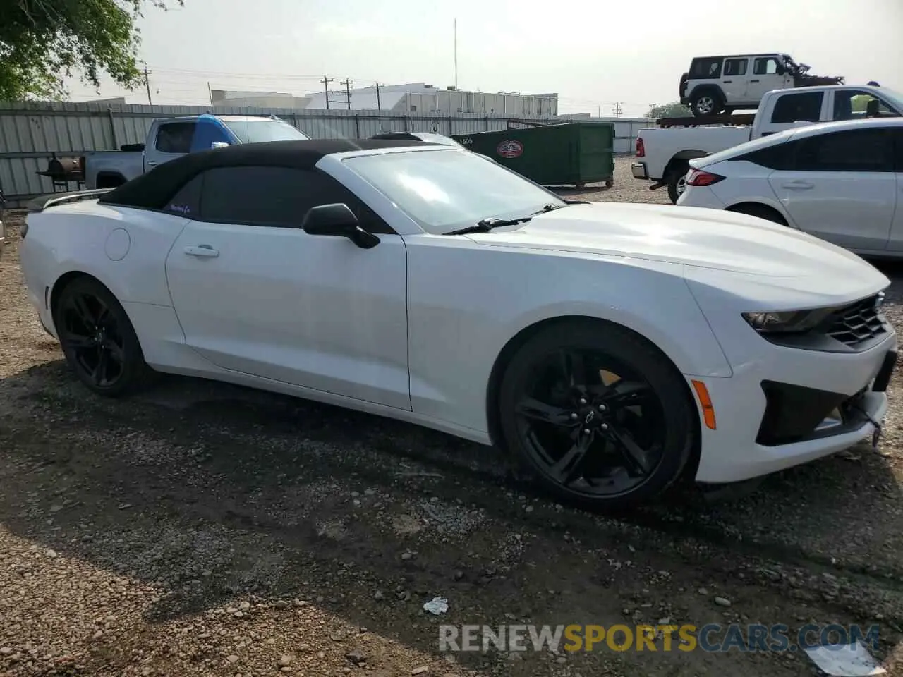 4 fotografías del automóvil dañado 1G1FB3DX5P0118643 CHEVROLET CAMARO 2023